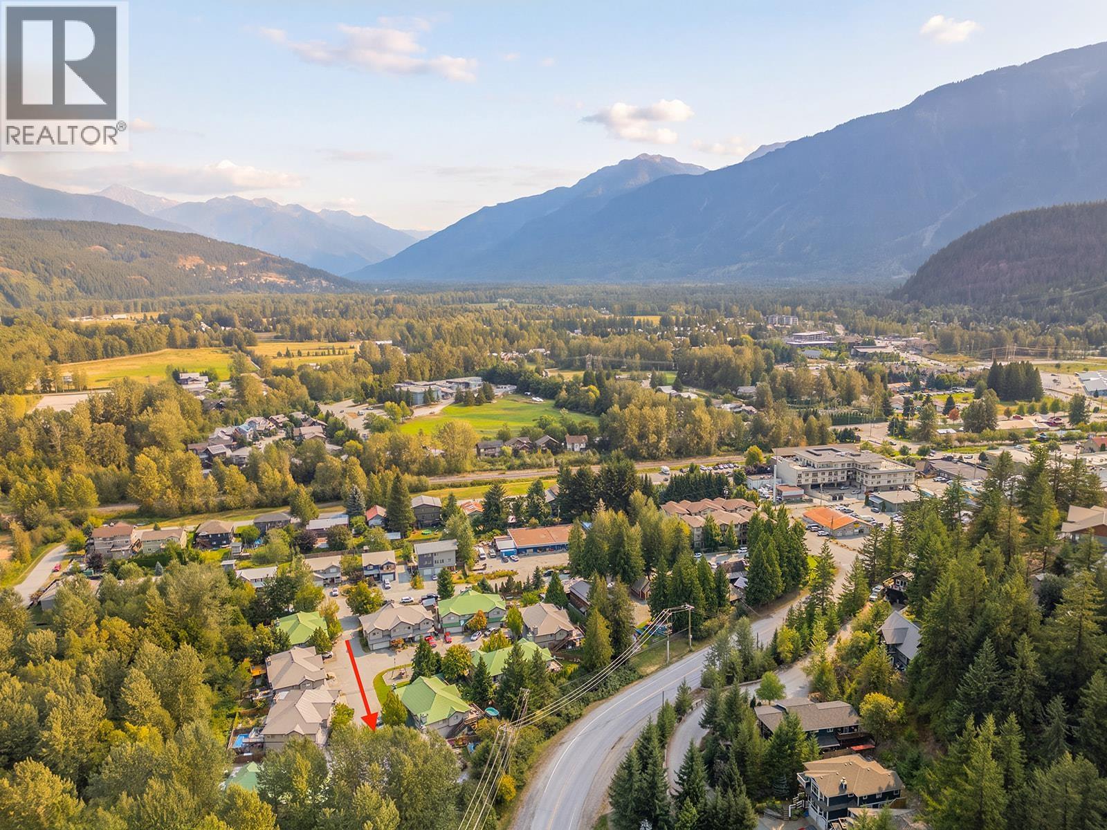 9 7467 Prospect Street, Pemberton, British Columbia  V0N 2L1 - Photo 1 - R3162741
