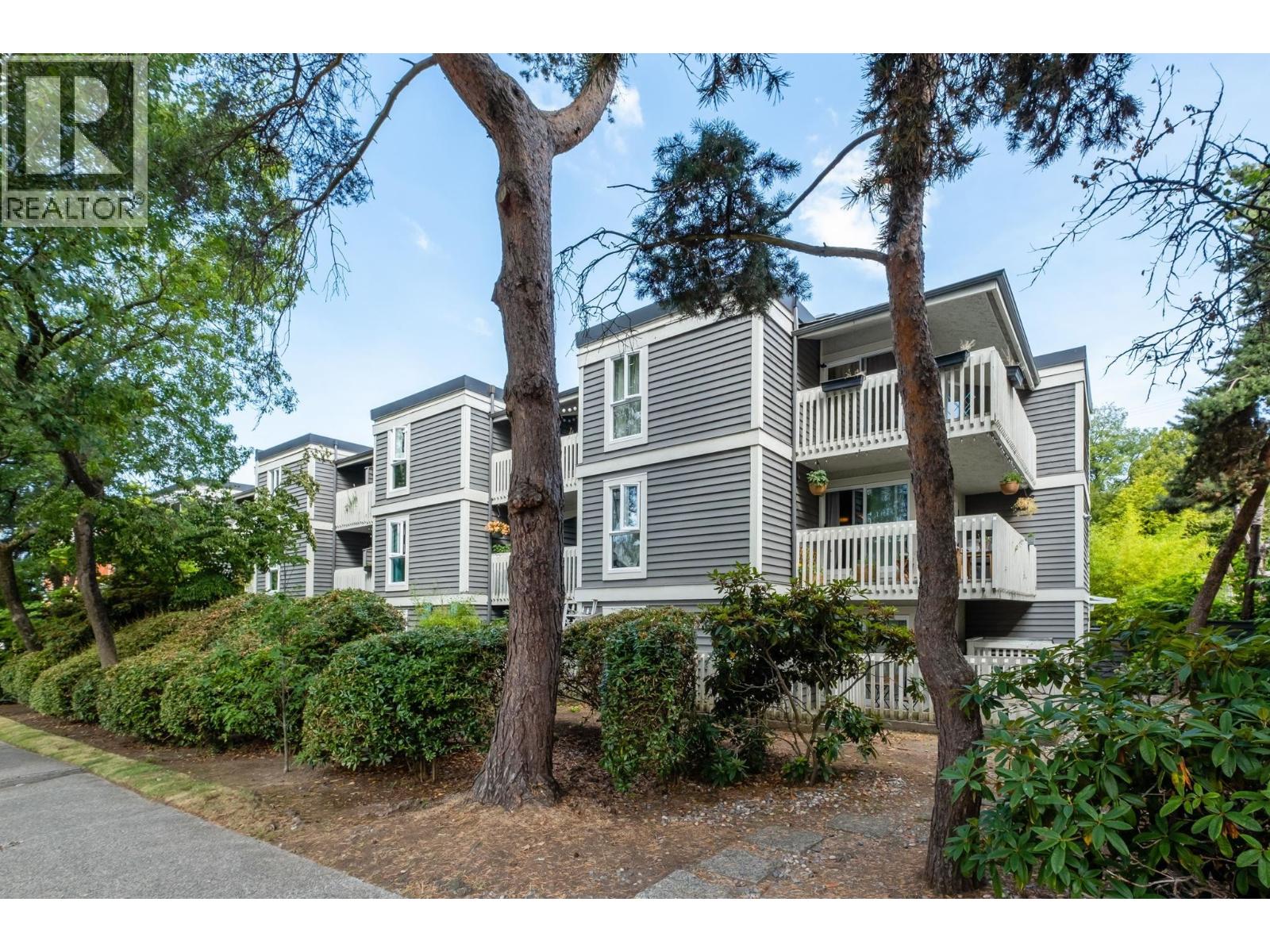 305 1545 E 2nd Avenue, Vancouver, British Columbia  V5N 1C8 - Photo 1 - R3162744