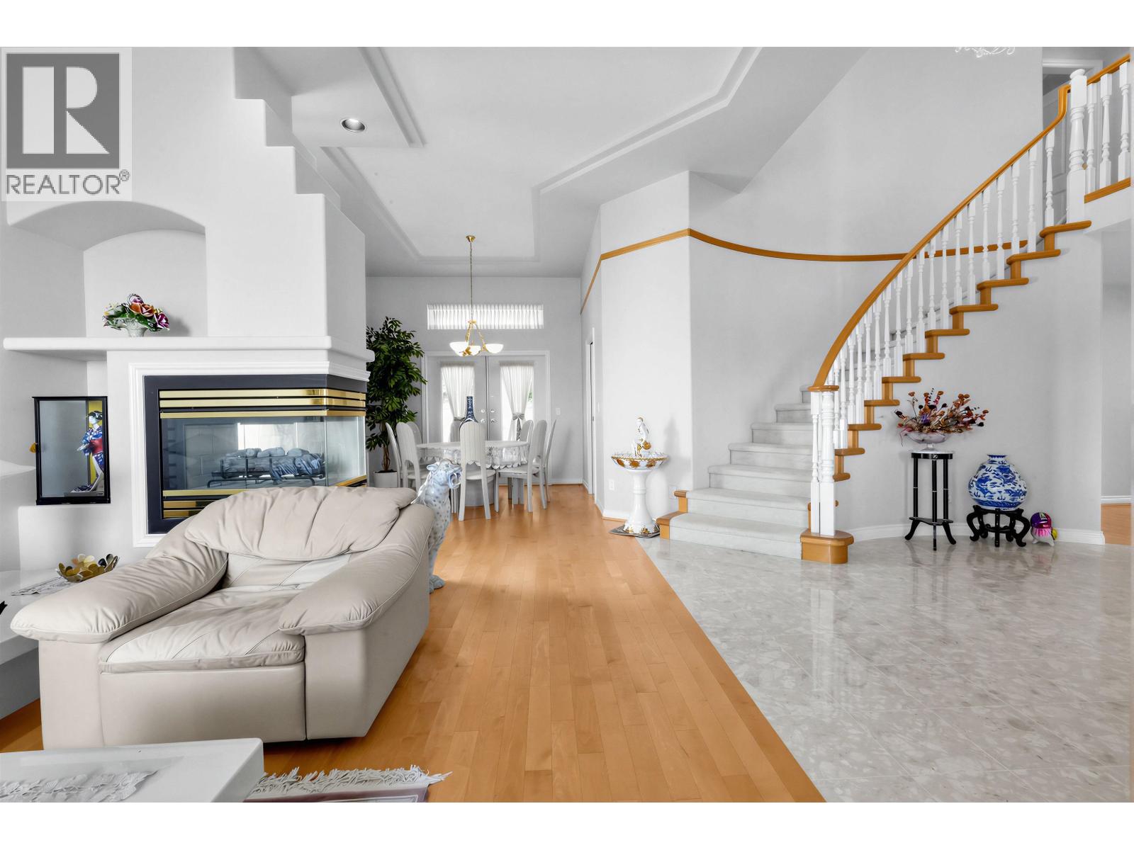 2947 Blackbear Court, Coquitlam, British Columbia  V3E 3A2 - Photo 4 - R3162713