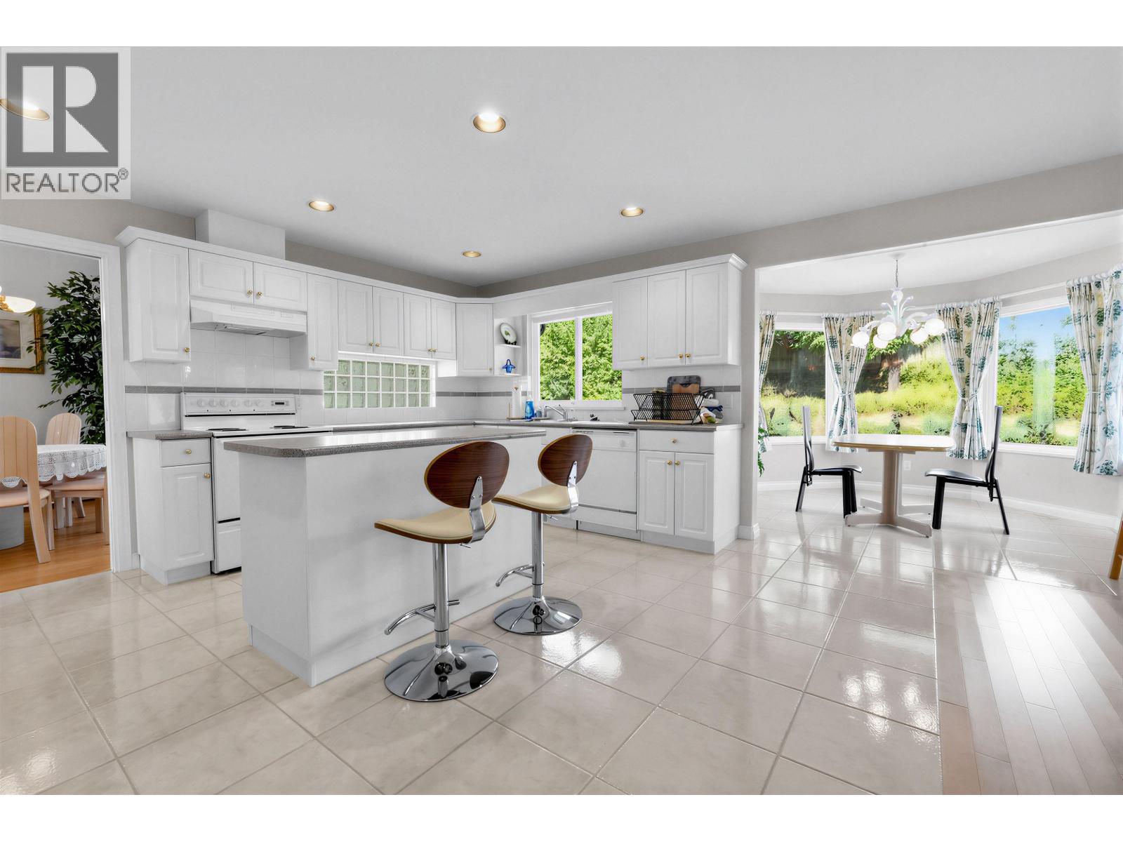 2947 Blackbear Court, Coquitlam, British Columbia  V3E 3A2 - Photo 7 - R3162713