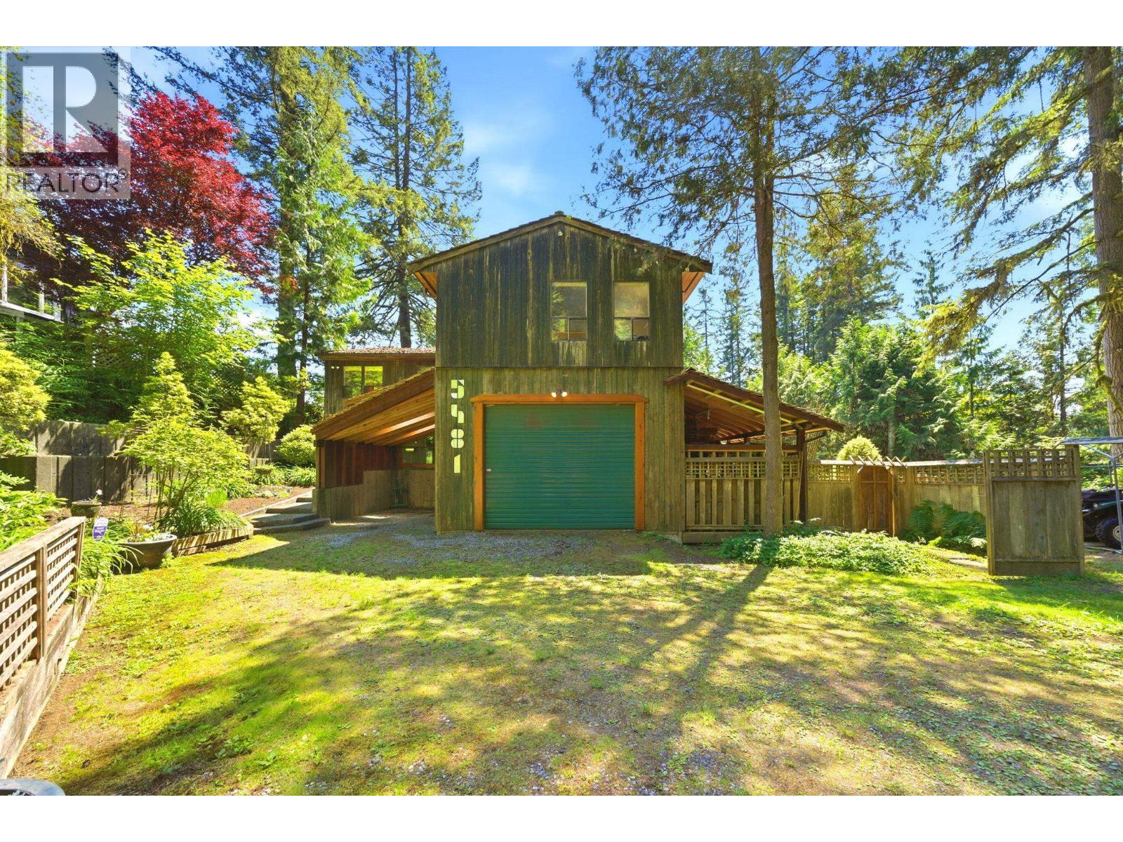 5481 Indian River Drive, North Vancouver, British Columbia  V7G 2T7 - Photo 2 - R3162715