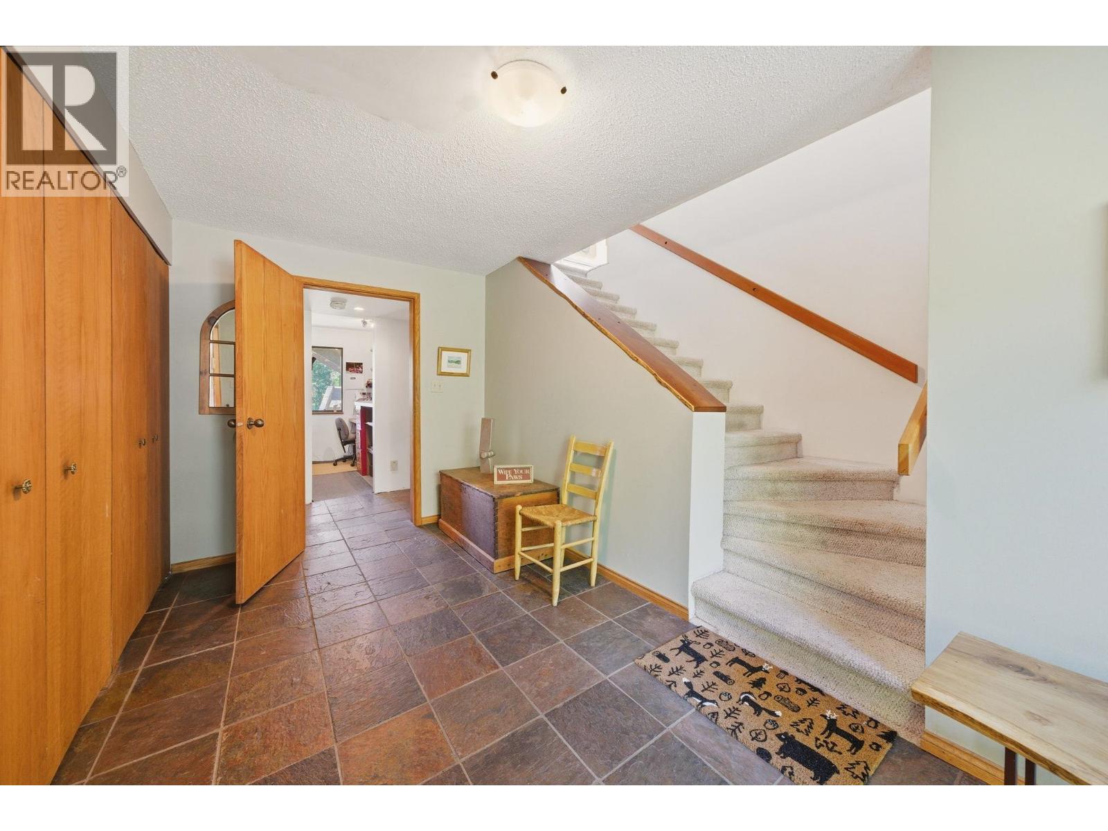5481 Indian River Drive, North Vancouver, British Columbia  V7G 2T7 - Photo 21 - R3162715