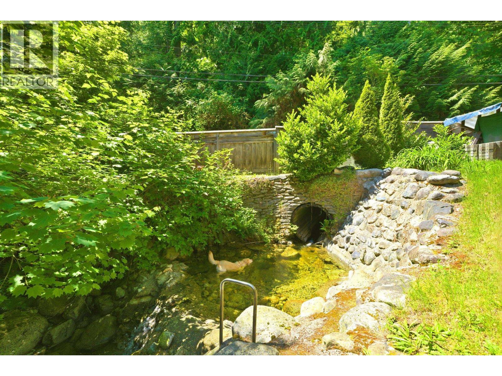 5481 Indian River Drive, North Vancouver, British Columbia  V7G 2T7 - Photo 27 - R3162715