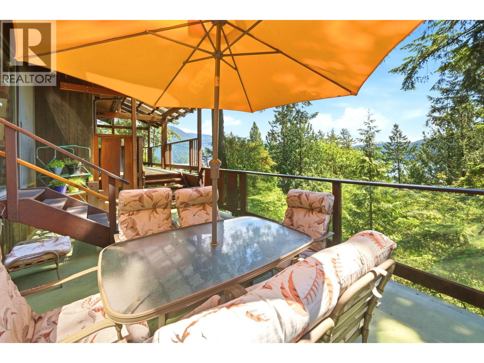 5481 Indian River Drive, North Vancouver, British Columbia  V7G 2T7 - Photo 37 - R3162715