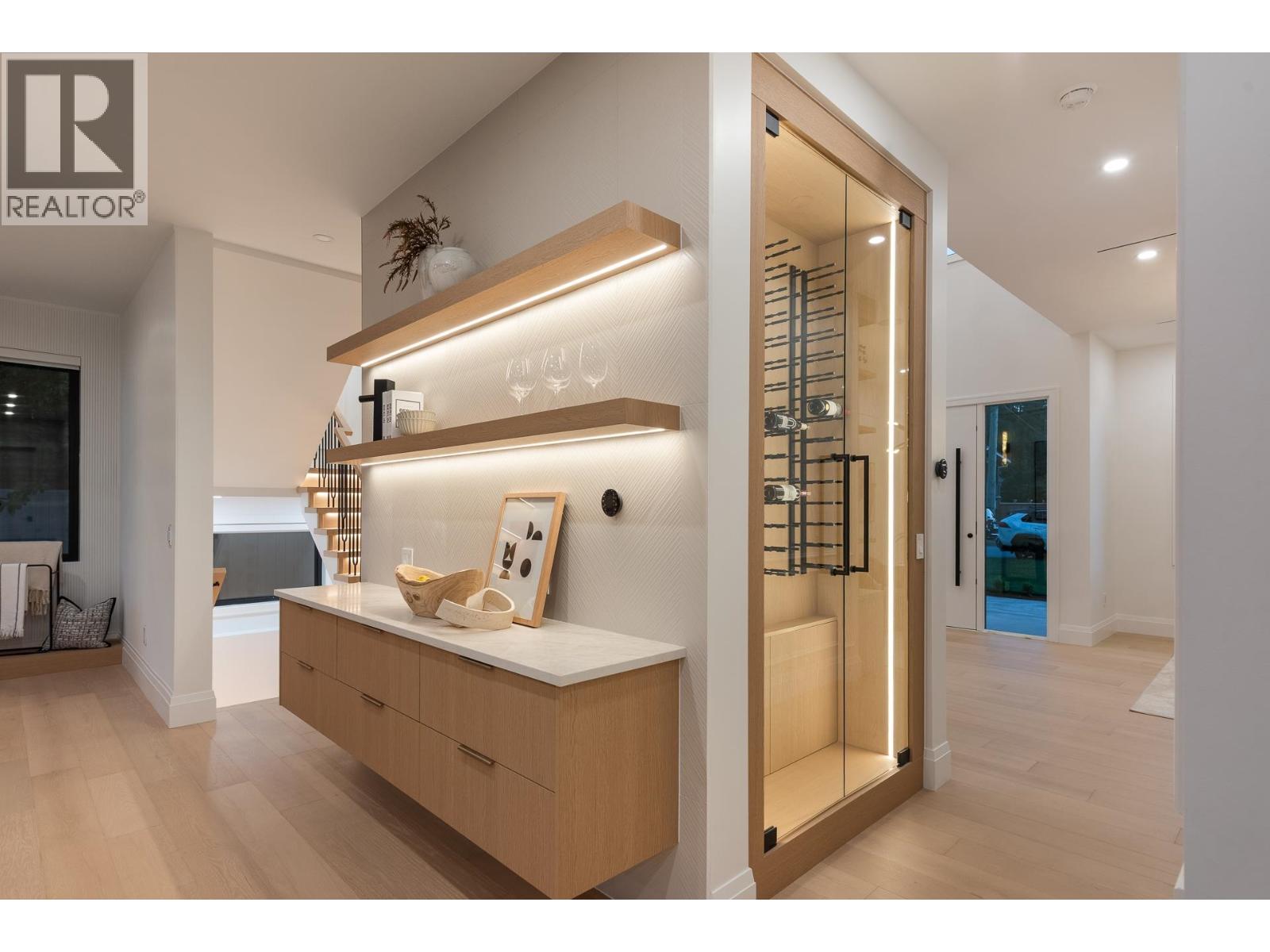 805 Prospect Street, Coquitlam, British Columbia  V3J 6E8 - Photo 8 - R3162725