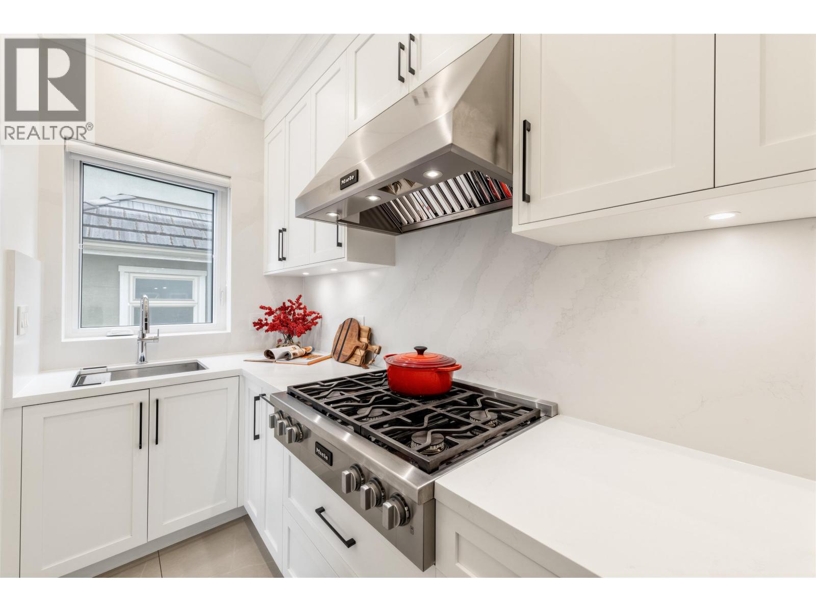 2755 W 38th Avenue, Vancouver, British Columbia  V6N 2W8 - Photo 15 - R3162736