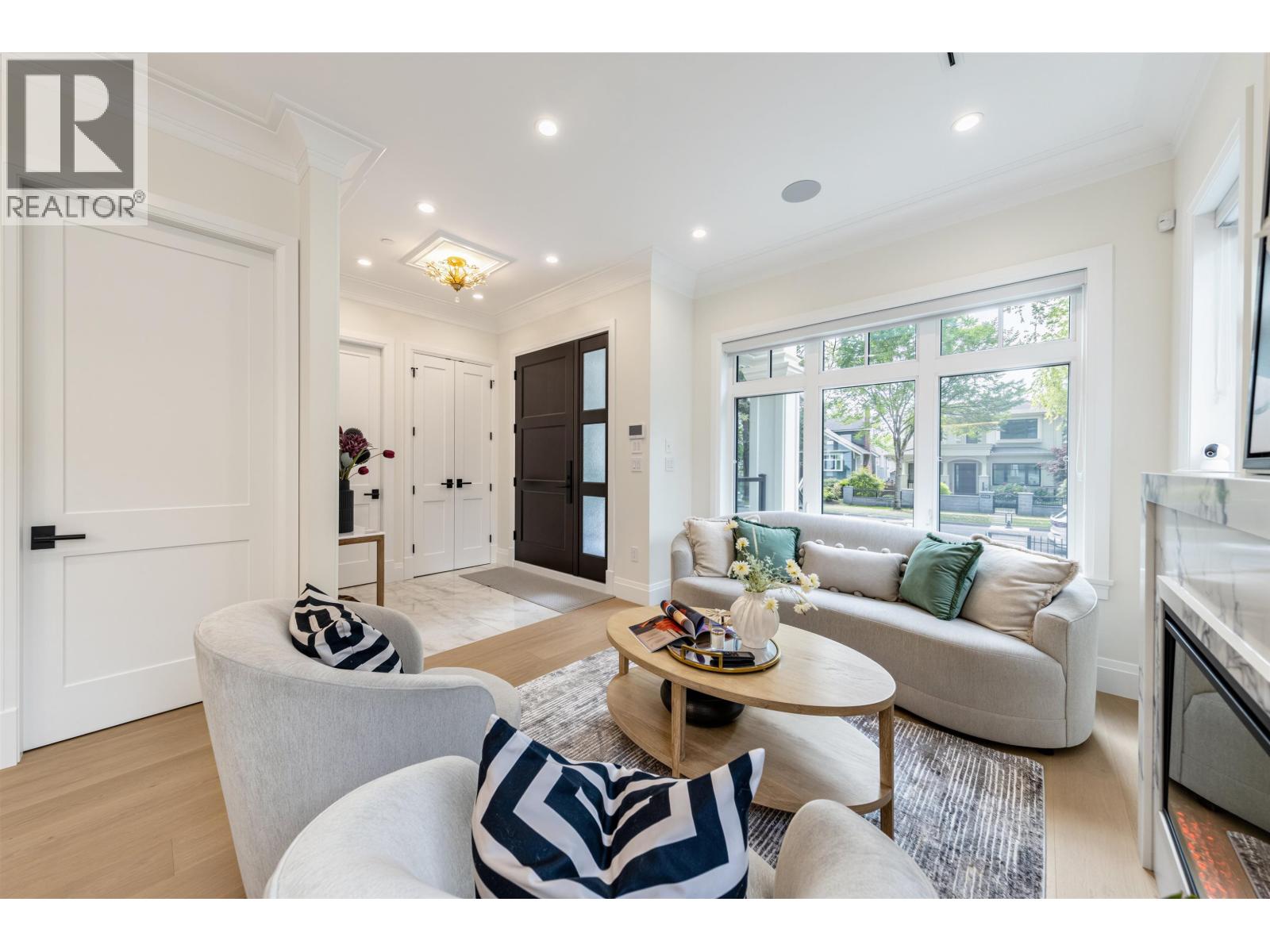 2755 W 38th Avenue, Vancouver, British Columbia  V6N 2W8 - Photo 3 - R3162736
