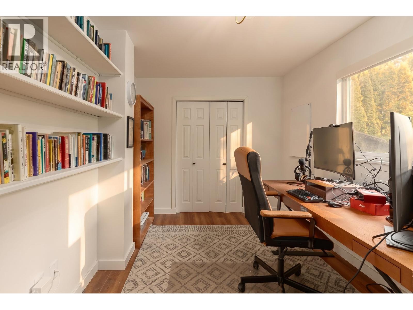 8029 Westlake Street, Burnaby, British Columbia  V5A 2A9 - Photo 12 - R3162757