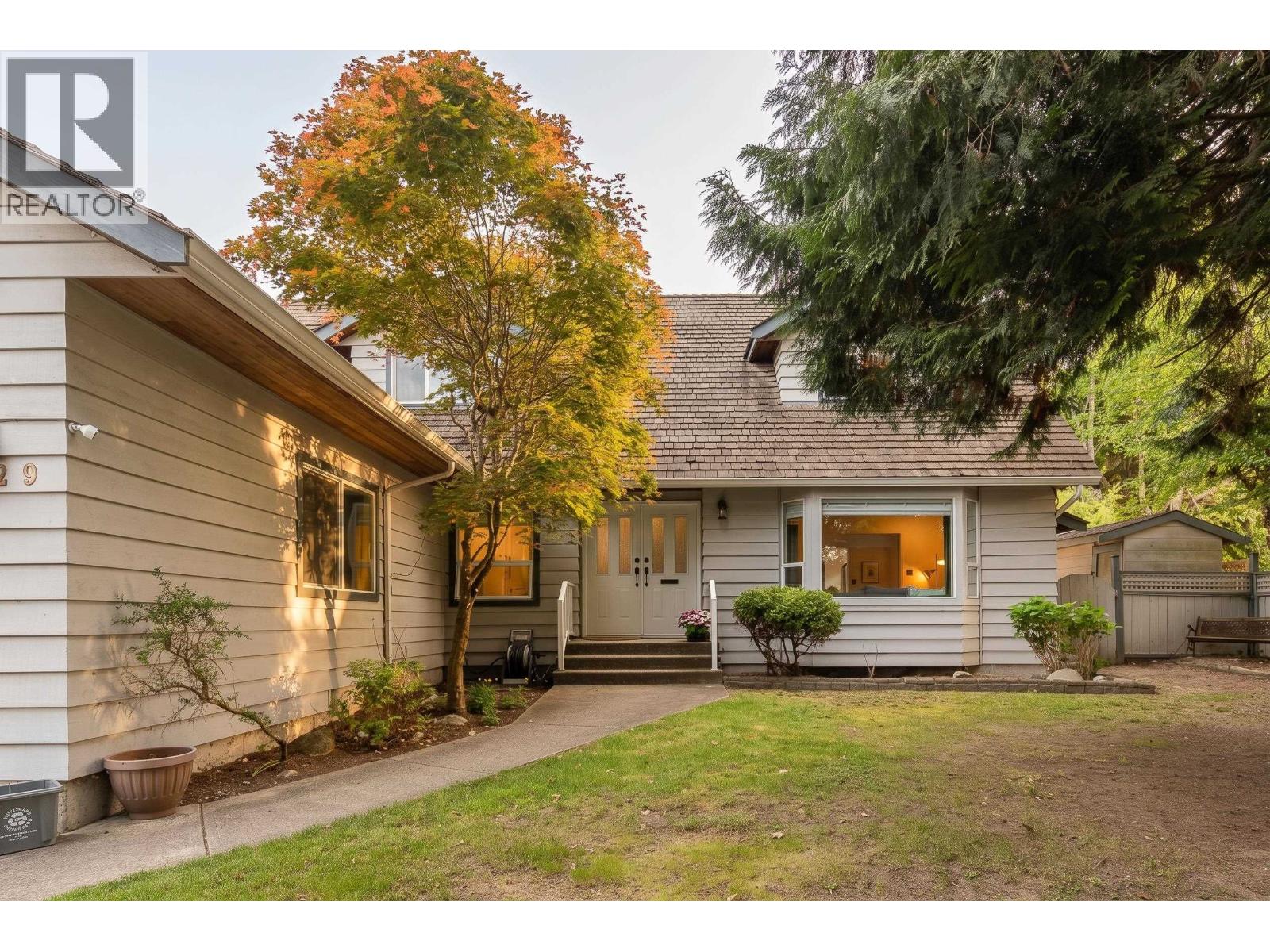 8029 Westlake Street, Burnaby, British Columbia  V5A 2A9 - Photo 15 - R3162757