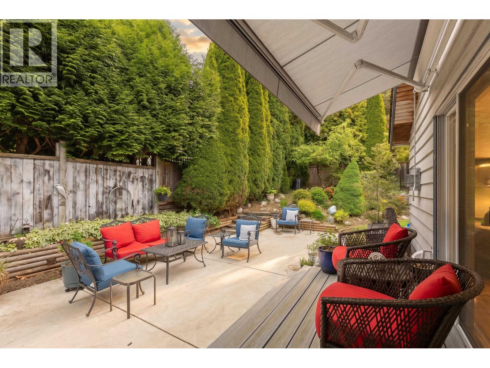 8029 Westlake Street, Burnaby, British Columbia  V5A 2A9 - Photo 17 - R3162757