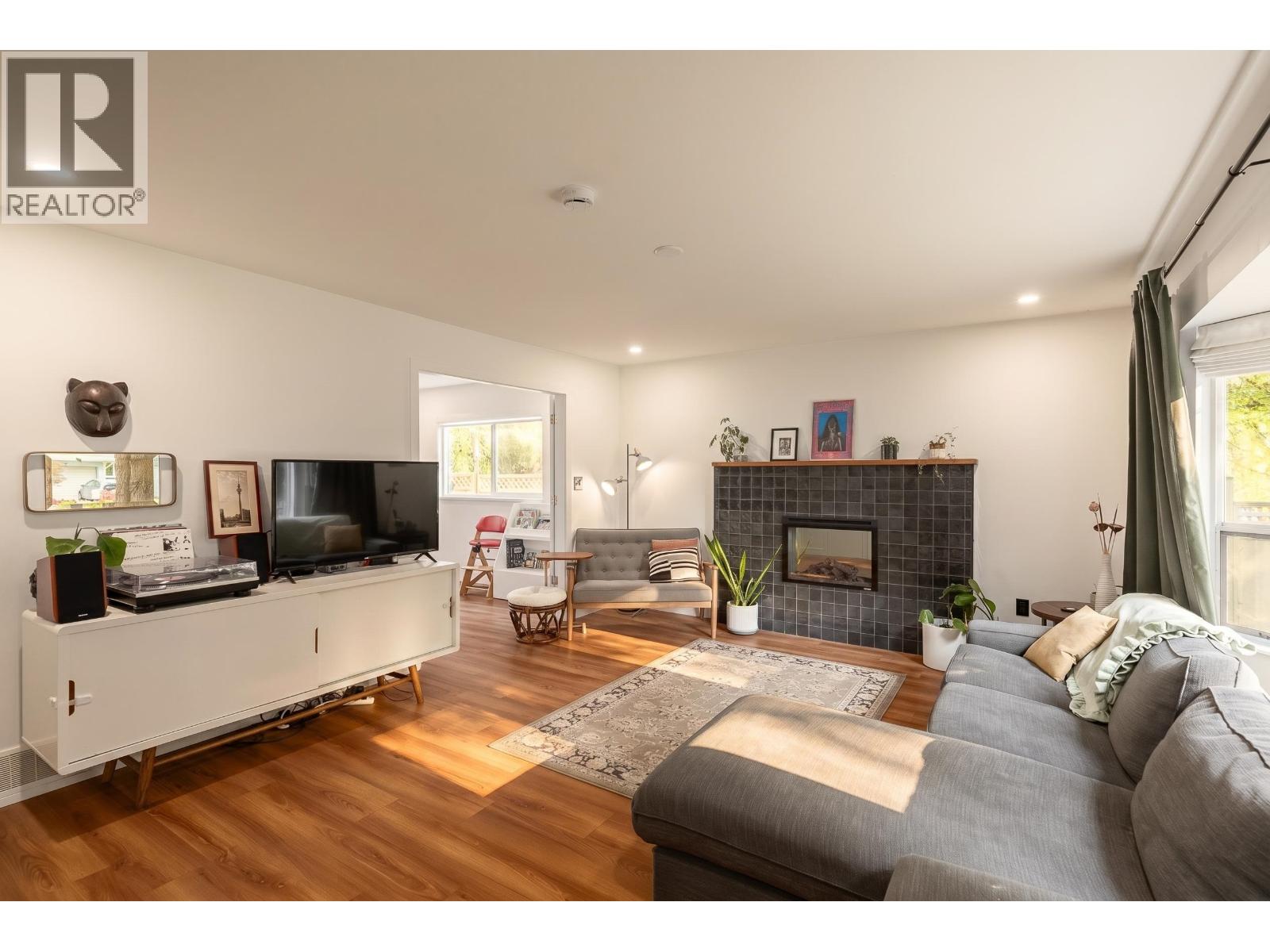 8029 Westlake Street, Burnaby, British Columbia  V5A 2A9 - Photo 7 - R3162757