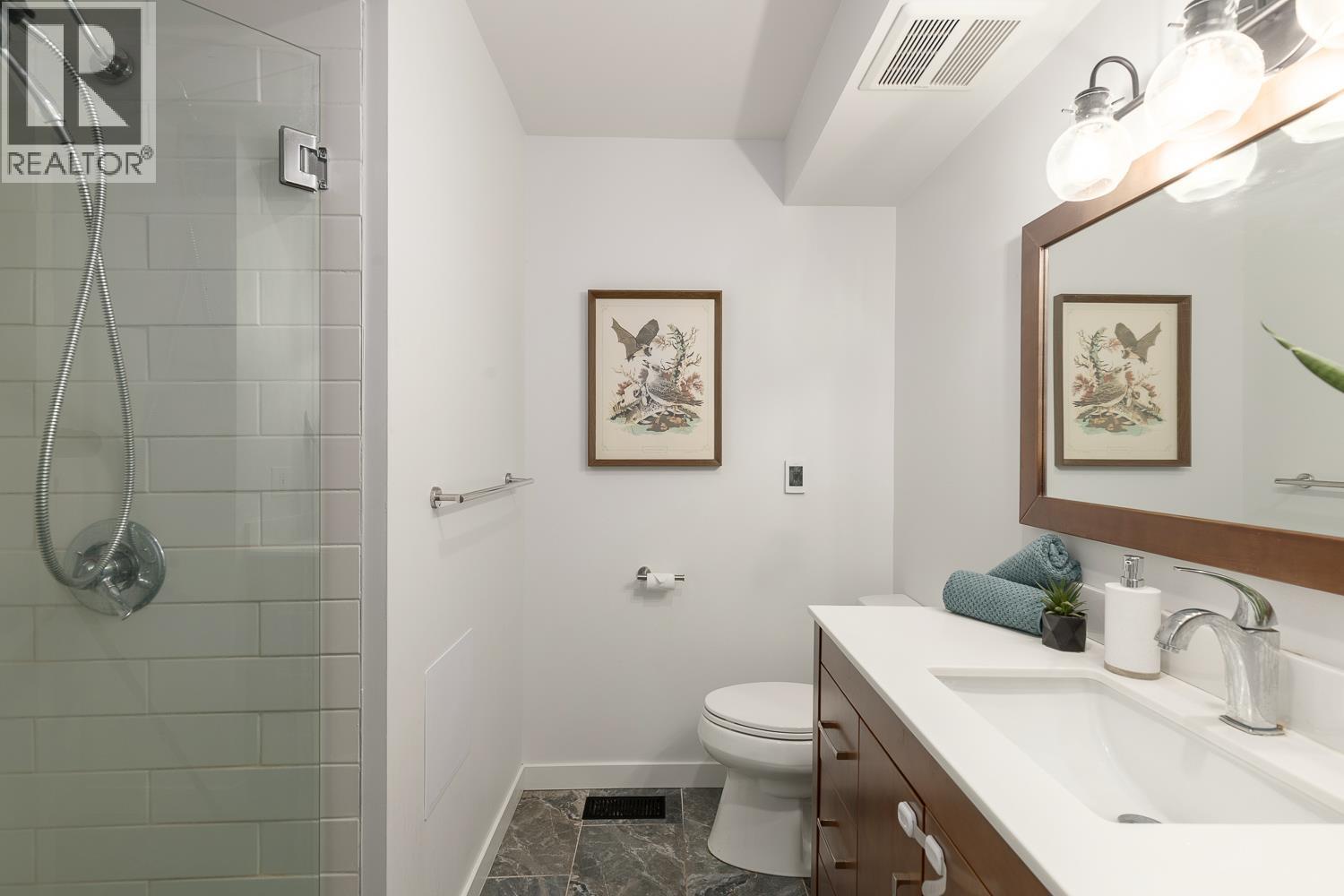 8029 Westlake Street, Burnaby, British Columbia  V5A 2A9 - Photo 8 - R3162757
