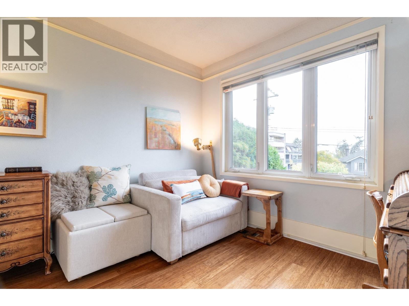 114 W Kings Road, North Vancouver, British Columbia  V7N 2L8 - Photo 11 - R3162786