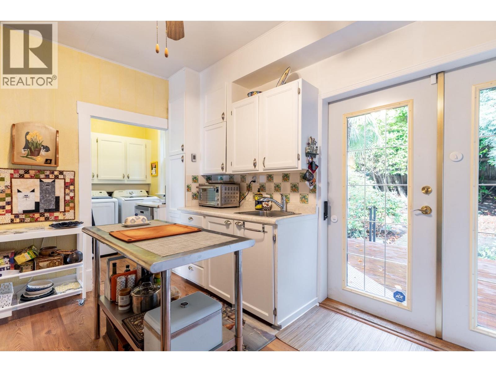 114 W Kings Road, North Vancouver, British Columbia  V7N 2L8 - Photo 25 - R3162786