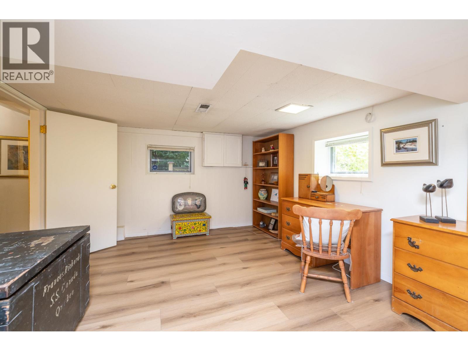 114 W Kings Road, North Vancouver, British Columbia  V7N 2L8 - Photo 30 - R3162786