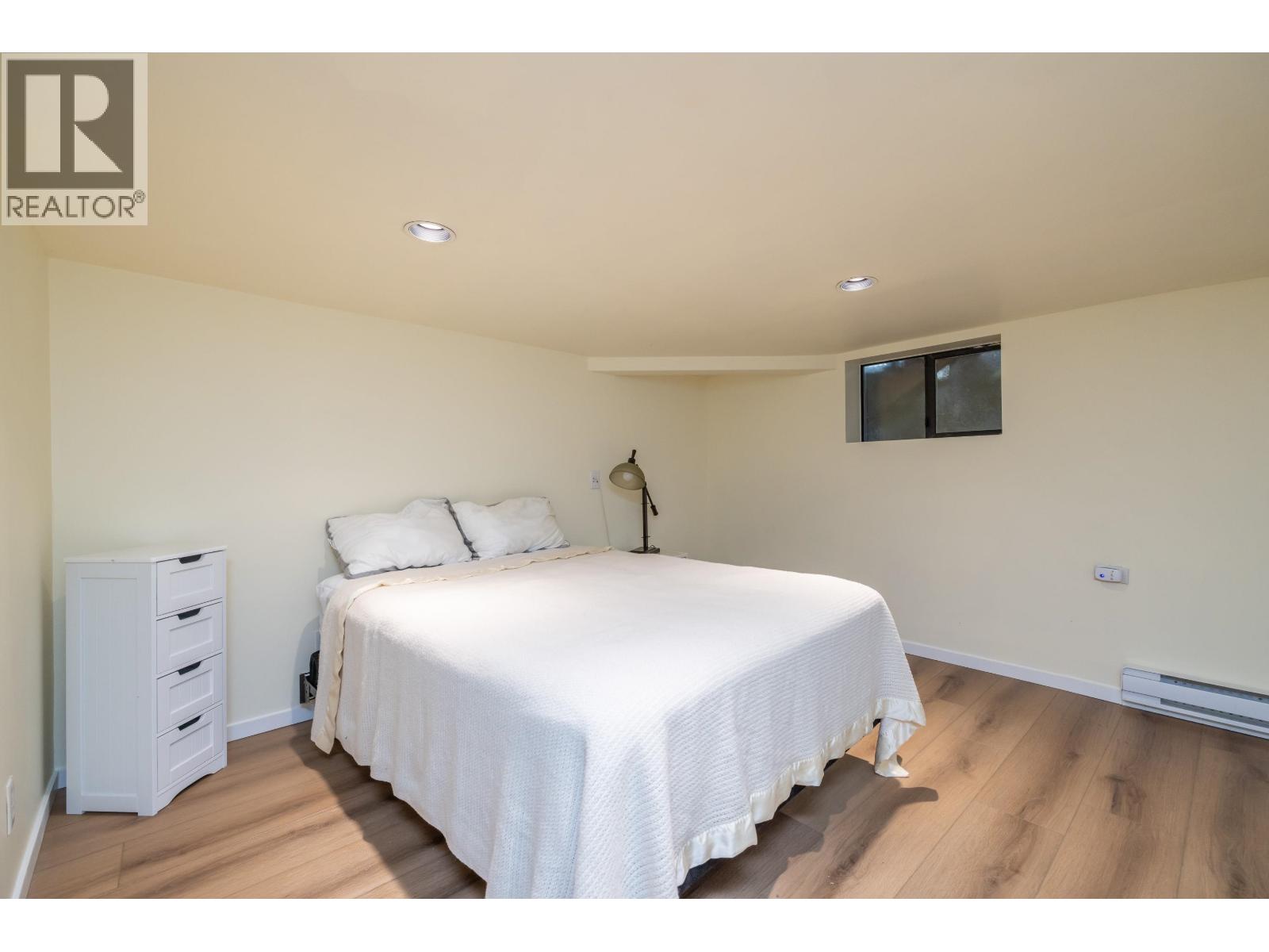 114 W Kings Road, North Vancouver, British Columbia  V7N 2L8 - Photo 33 - R3162786