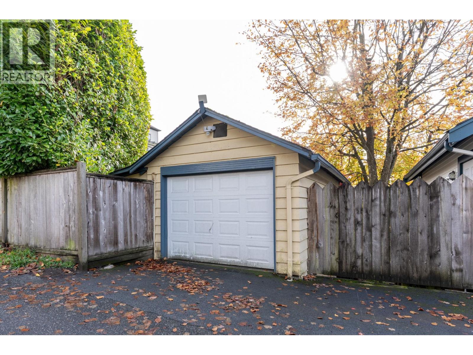 114 W Kings Road, North Vancouver, British Columbia  V7N 2L8 - Photo 40 - R3162786