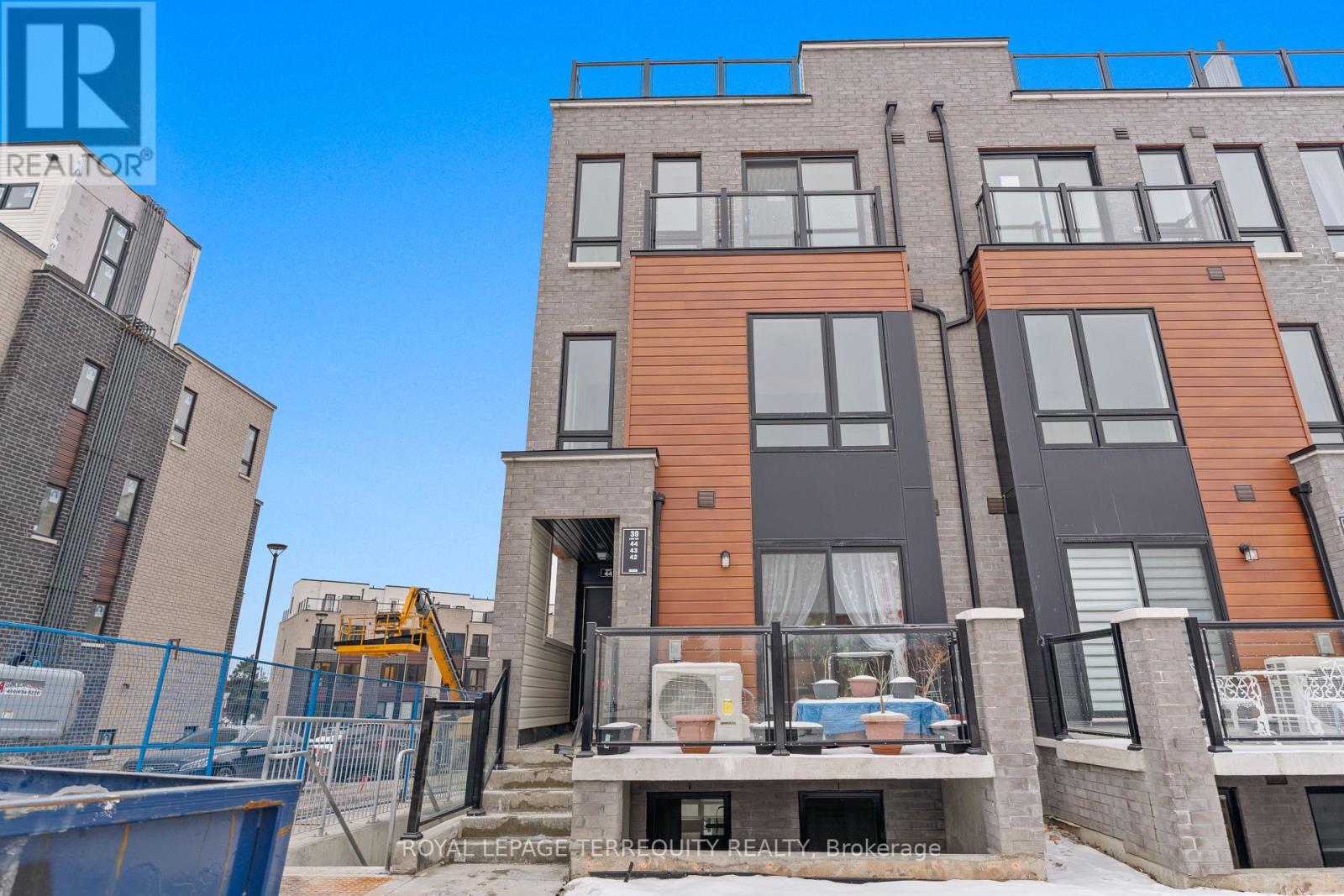 43 - 30 Liben Way, Toronto, Ontario M1B 0E8 - Photo 3 - E13757542
