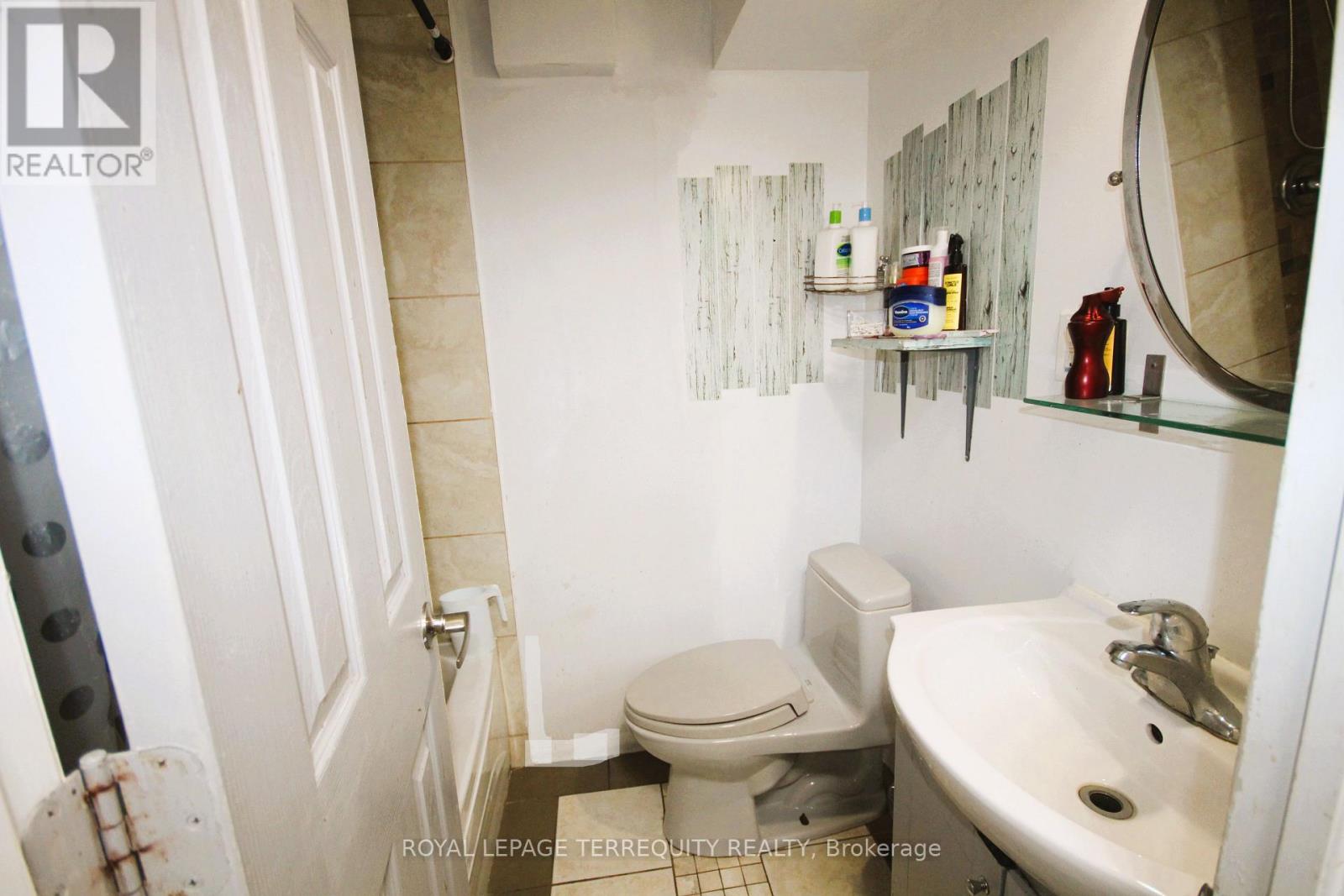 Bsmt - 33 Parsell Square, Toronto, Ontario M1B 2A5 - Photo 14 - E13757554