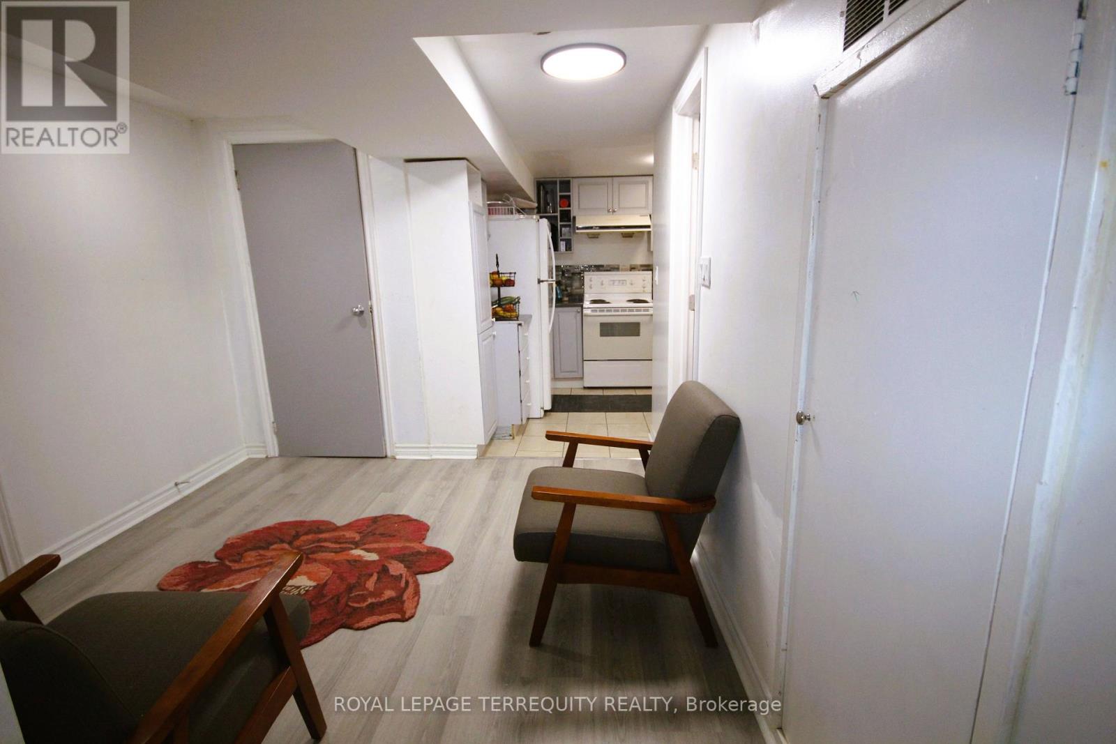 Bsmt - 33 Parsell Square, Toronto, Ontario M1B 2A5 - Photo 5 - E13757554