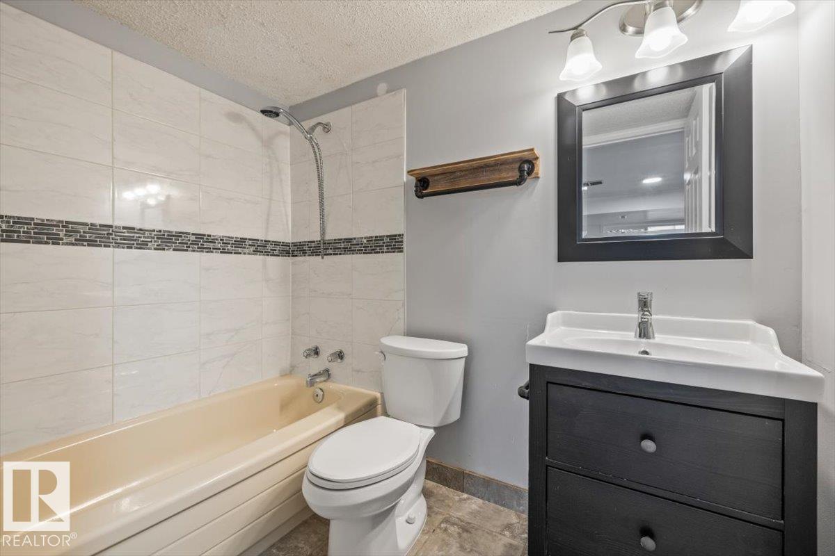 18703 57 Av NW, Edmonton, Alberta  T6M 2A6 - Photo 25 - E4507613