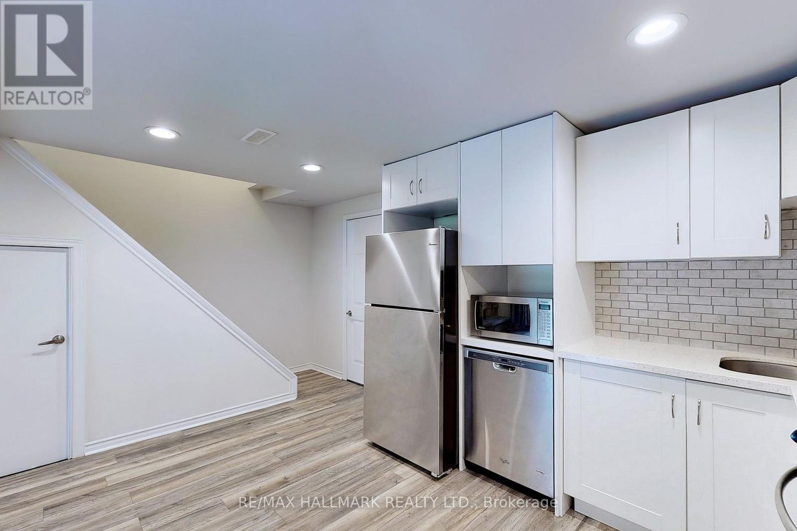 Basement - 63 Hillview Drive, Newmarket, Ontario L3Y 4H8 - Photo 4 - N13757524