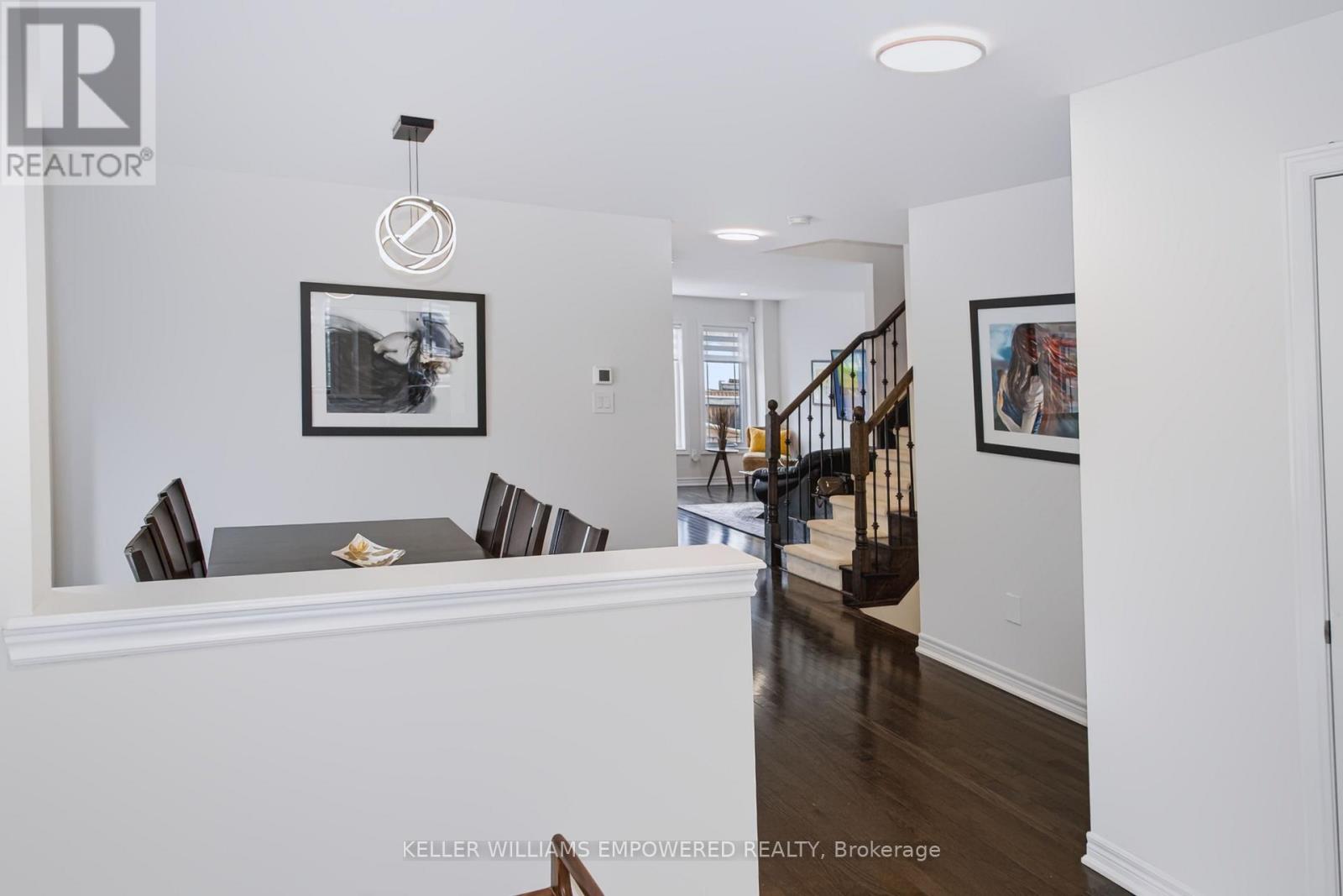 33 Winisk Street, Richmond Hill, Ontario  L4E 0L5 - Photo 3 - N13757532