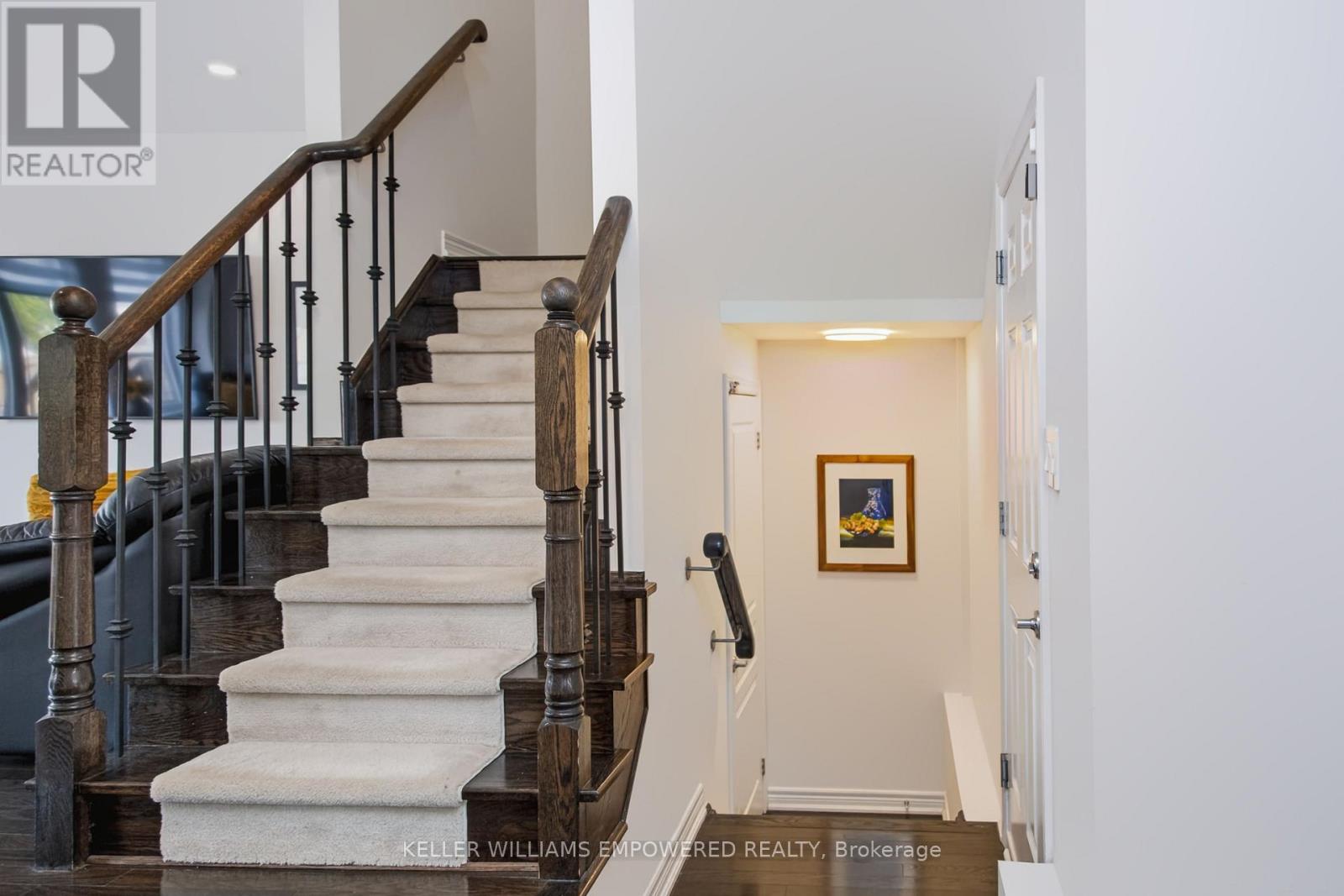 33 Winisk Street, Richmond Hill, Ontario  L4E 0L5 - Photo 9 - N13757532