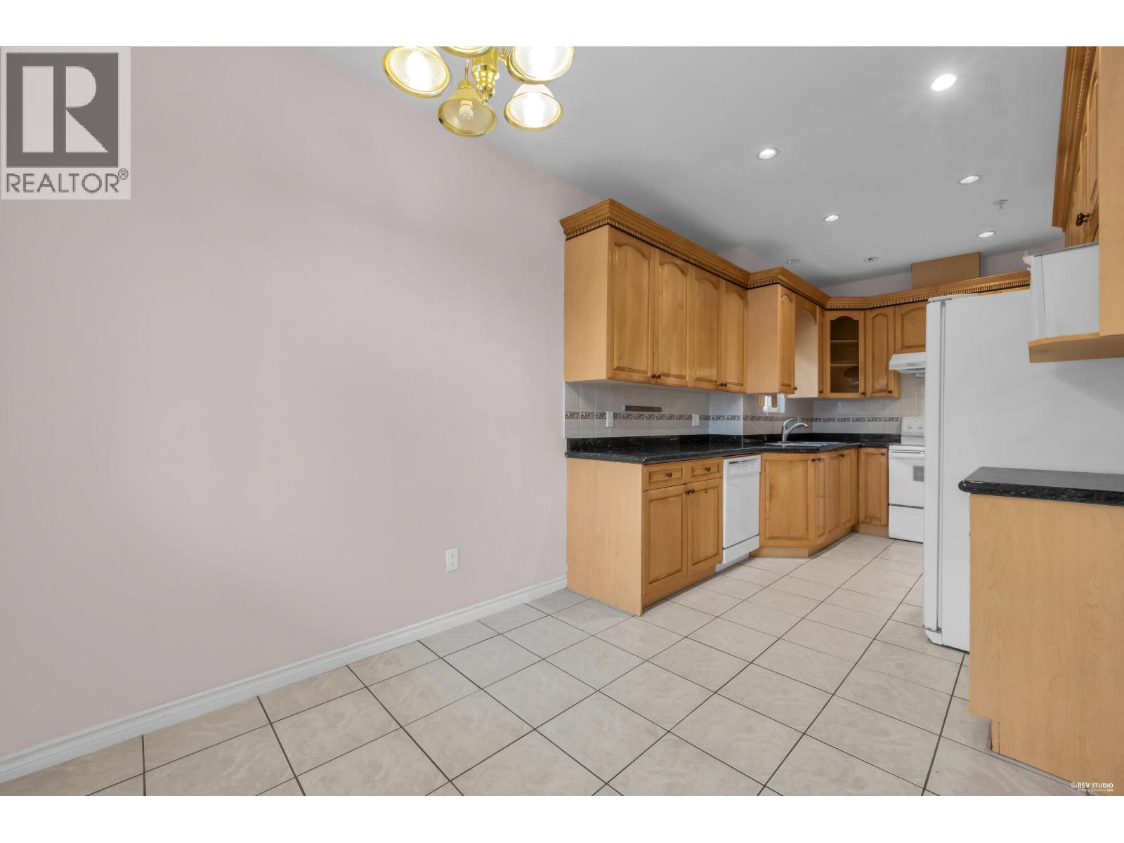 1988 Nanaimo Street, Vancouver, British Columbia  V5N 5C3 - Photo 8 - R3162687