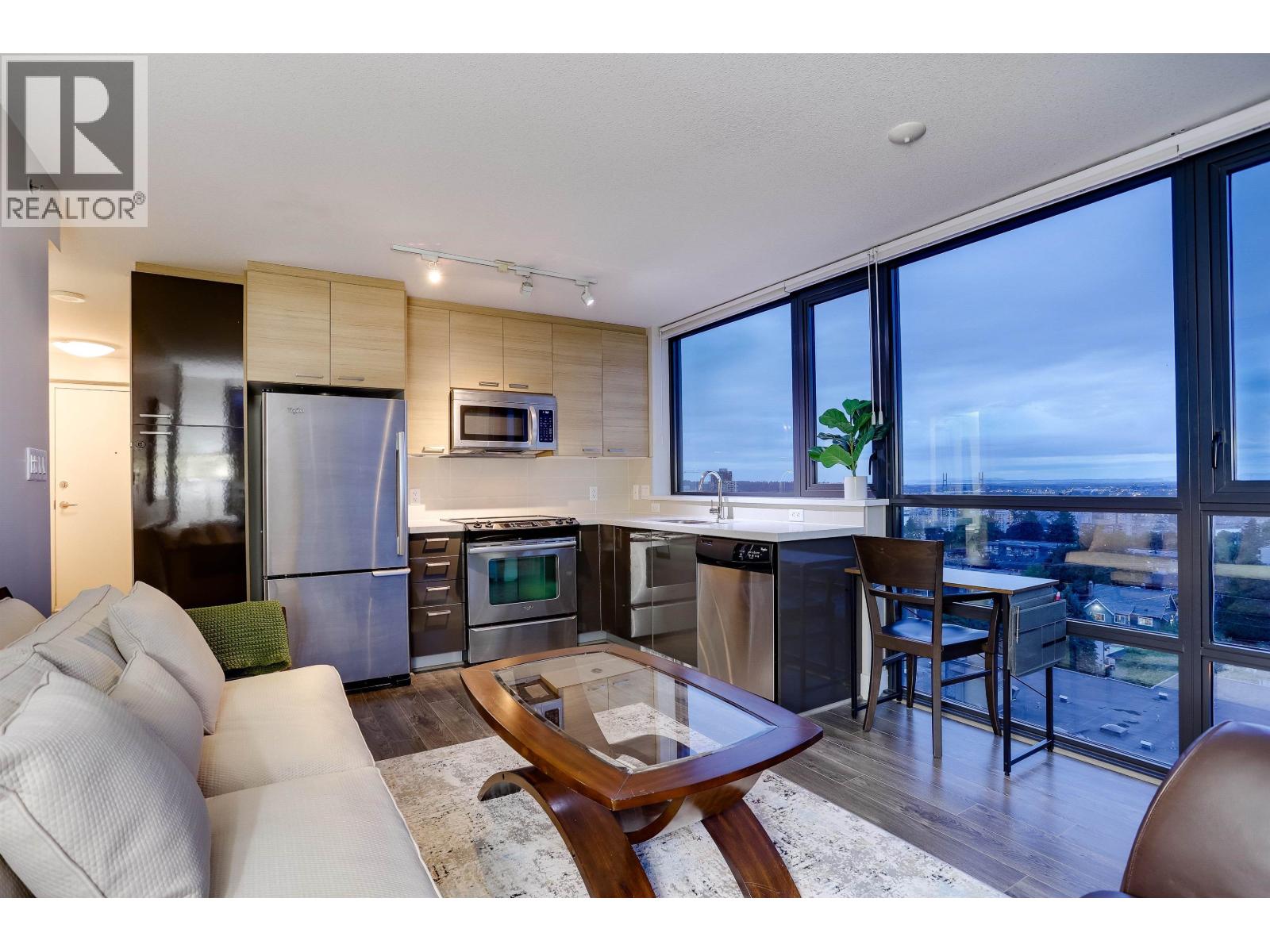 801 258 Sixth Street, New Westminster, British Columbia  V3L 0G6 - Photo 8 - R3162676