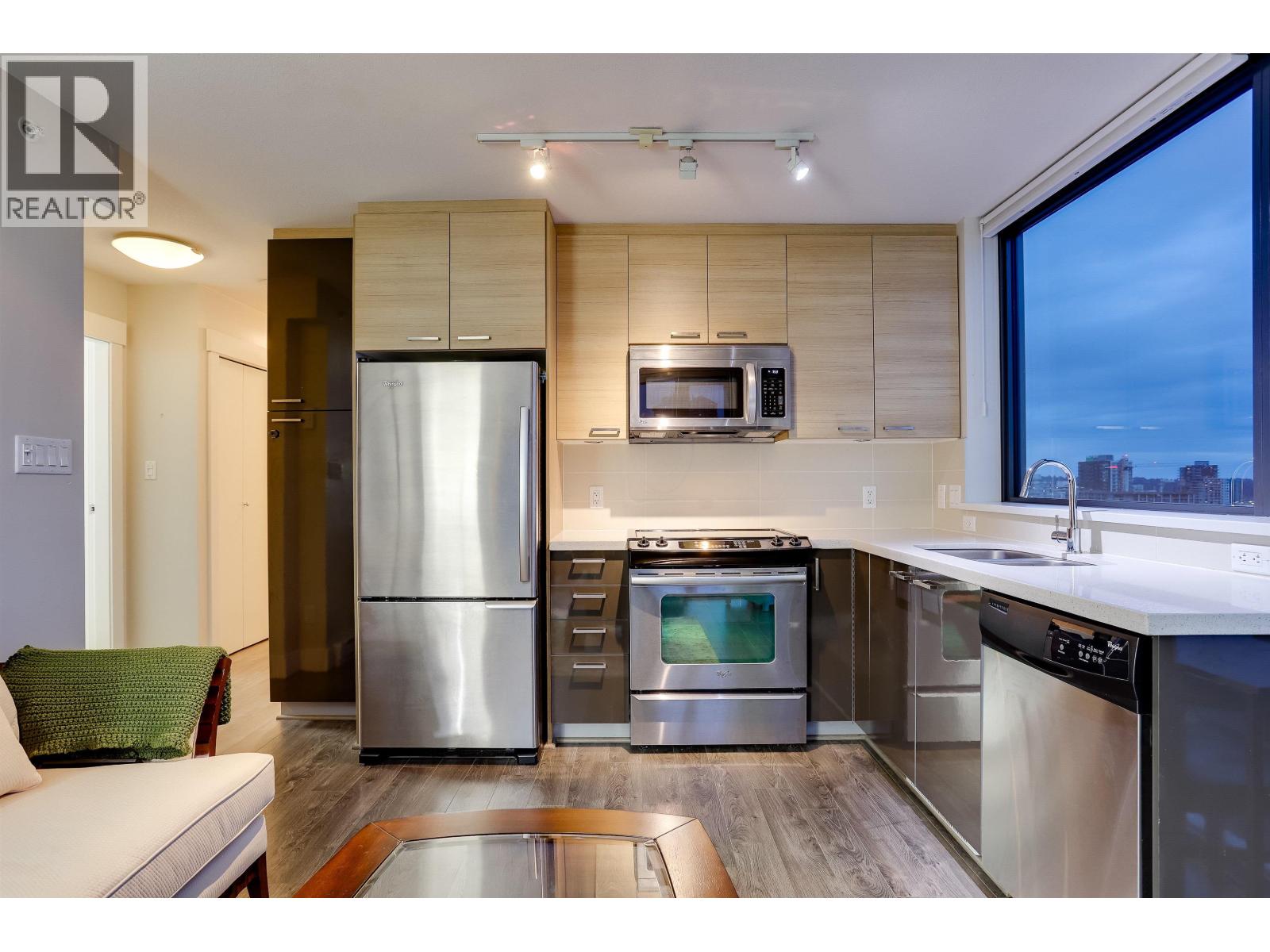 801 258 Sixth Street, New Westminster, British Columbia  V3L 0G6 - Photo 10 - R3162676