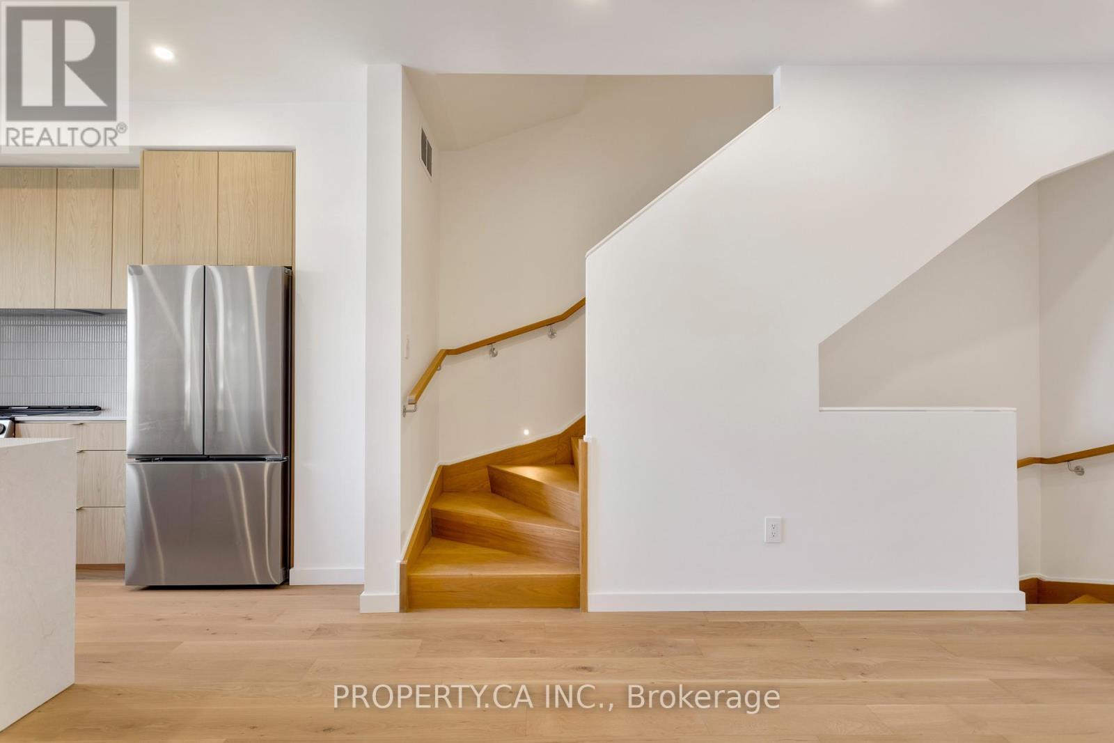 Unit #3 - 301 Keele Street, Toronto, Ontario M6P 2K5 - Photo 12 - W13757516
