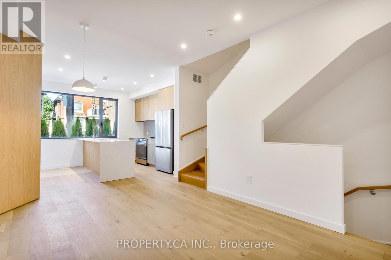Unit #3 - 301 Keele Street, Toronto, Ontario M6P 2K5 - Photo 2 - W13757516