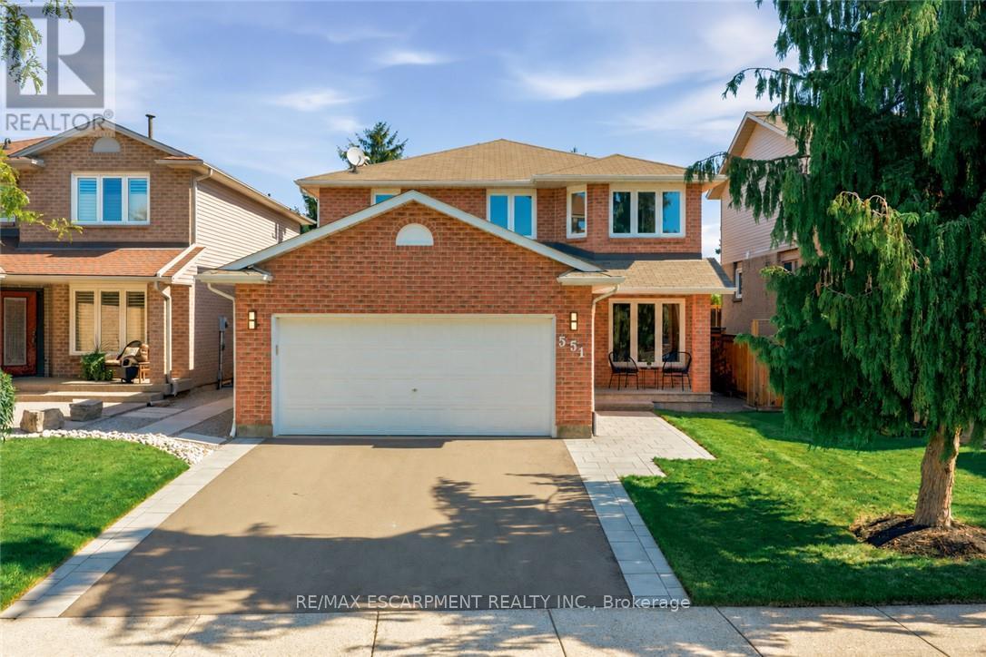 551 DEERHURST DRIVE, Burlington, Ontario