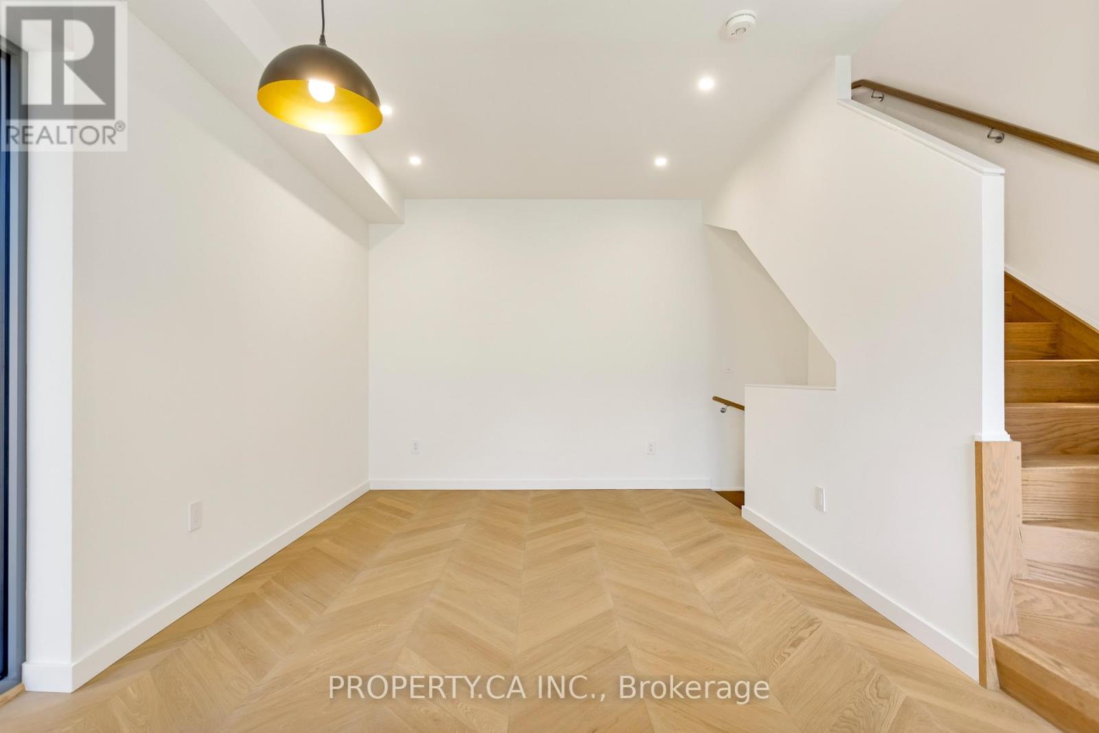 Unit #4 - 301 Keele Street, Toronto, Ontario M6P 2K5 - Photo 12 - W13757528