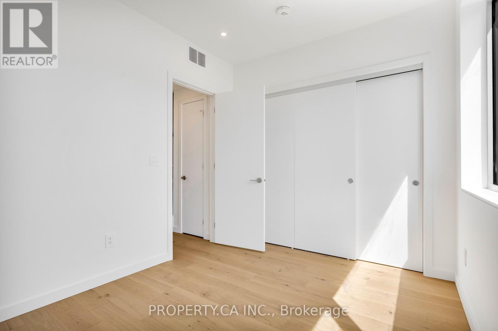 Unit #4 - 301 Keele Street, Toronto, Ontario M6P 2K5 - Photo 23 - W13757528