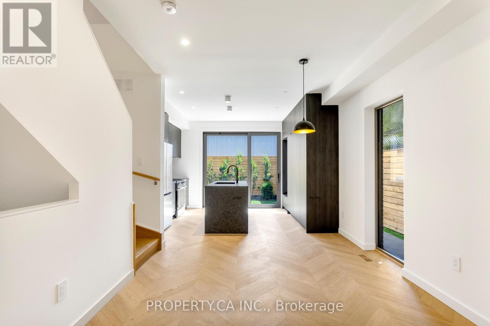 Unit #4 - 301 Keele Street, Toronto, Ontario M6P 2K5 - Photo 7 - W13757528