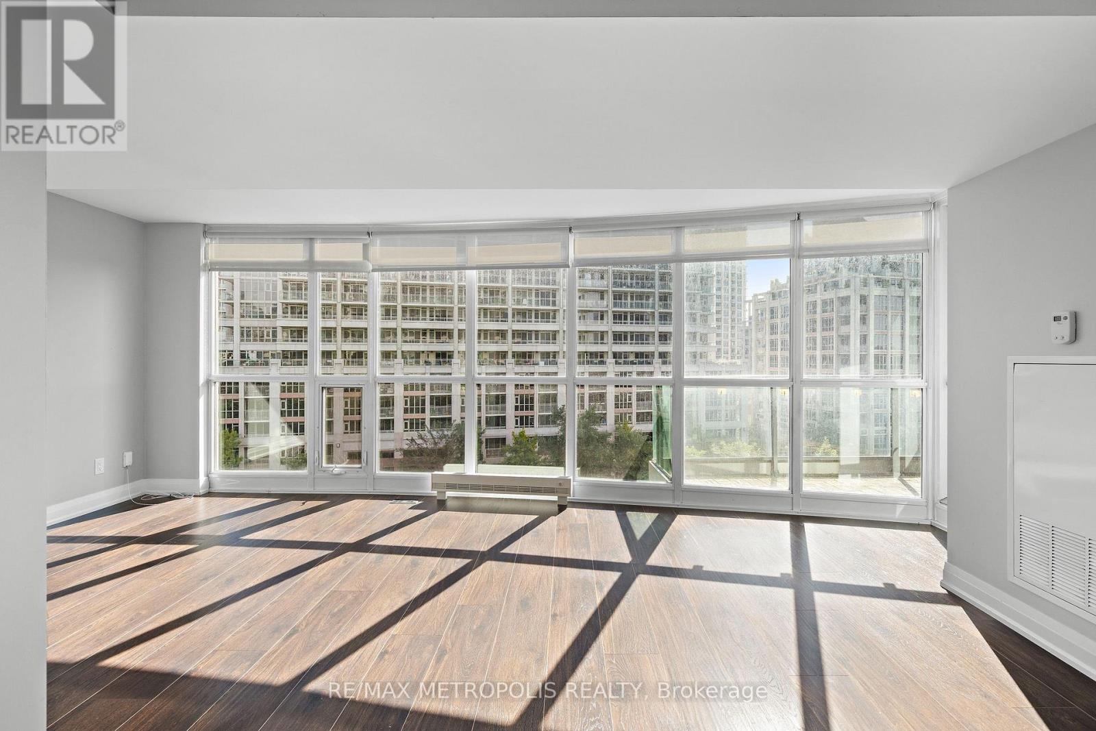 678 - 209 Fort York Boulevard, Toronto, Ontario  M5V 4A1 - Photo 11 - C13727988