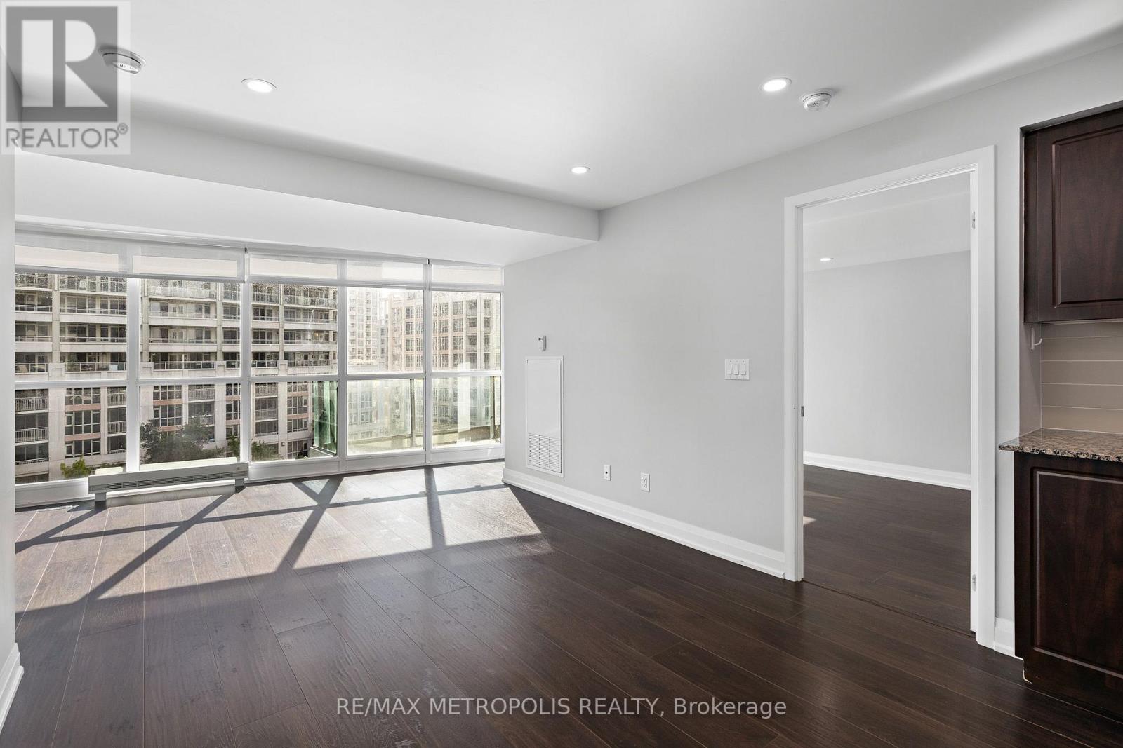 678 - 209 Fort York Boulevard, Toronto, Ontario  M5V 4A1 - Photo 12 - C13727988