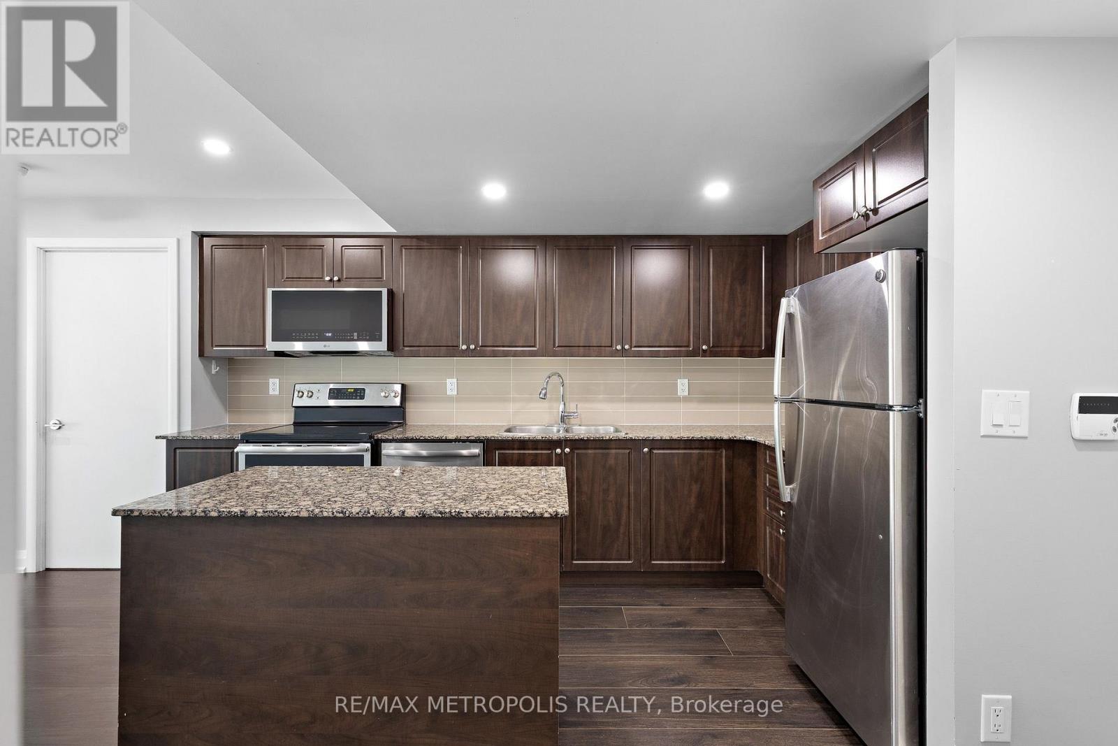 678 - 209 Fort York Boulevard, Toronto, Ontario  M5V 4A1 - Photo 18 - C13727988