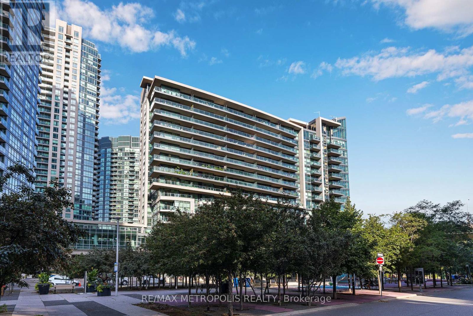 678 - 209 Fort York Boulevard, Toronto, Ontario  M5V 4A1 - Photo 2 - C13727988