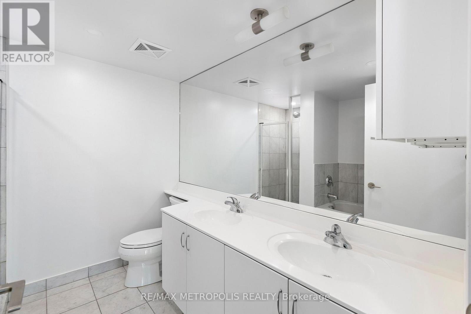 678 - 209 Fort York Boulevard, Toronto, Ontario  M5V 4A1 - Photo 23 - C13727988