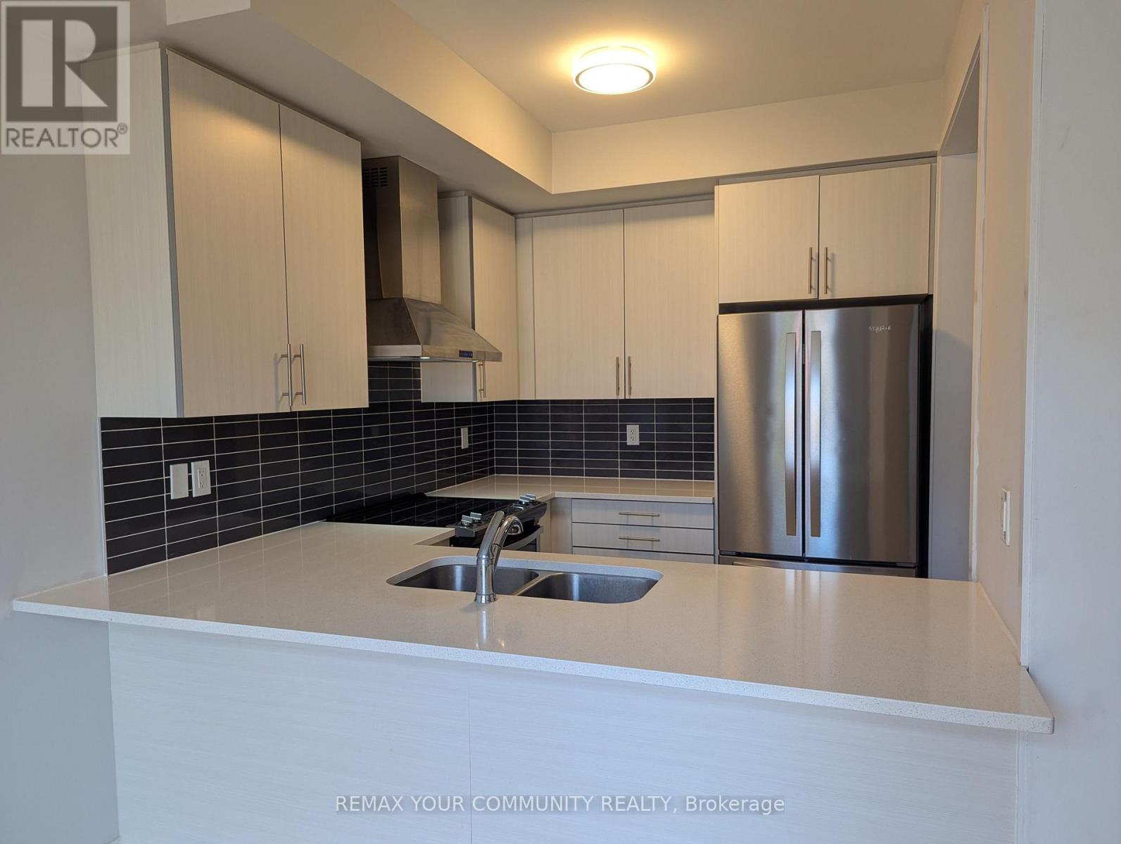 116 Maguire Road, Newmarket, Ontario  L3X 0M1 - Photo 6 - N13735038