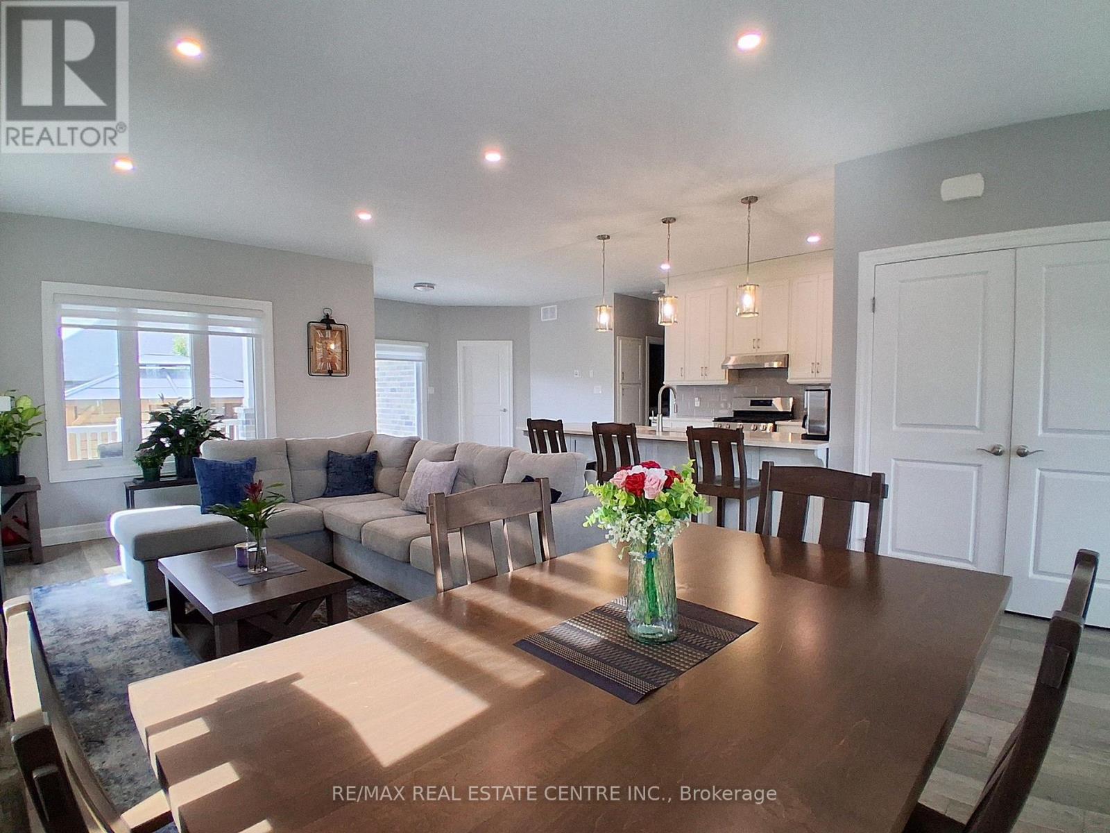 1080 Kincaid Street W, North Perth, Ontario  N4W 0J8 - Photo 6 - X13756082