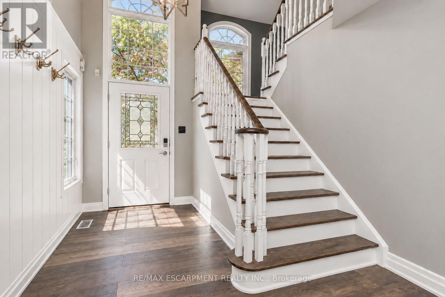 96 Laurendale Avenue, Hamilton, Ontario L0R 2H3 - Photo 5 - X13757536