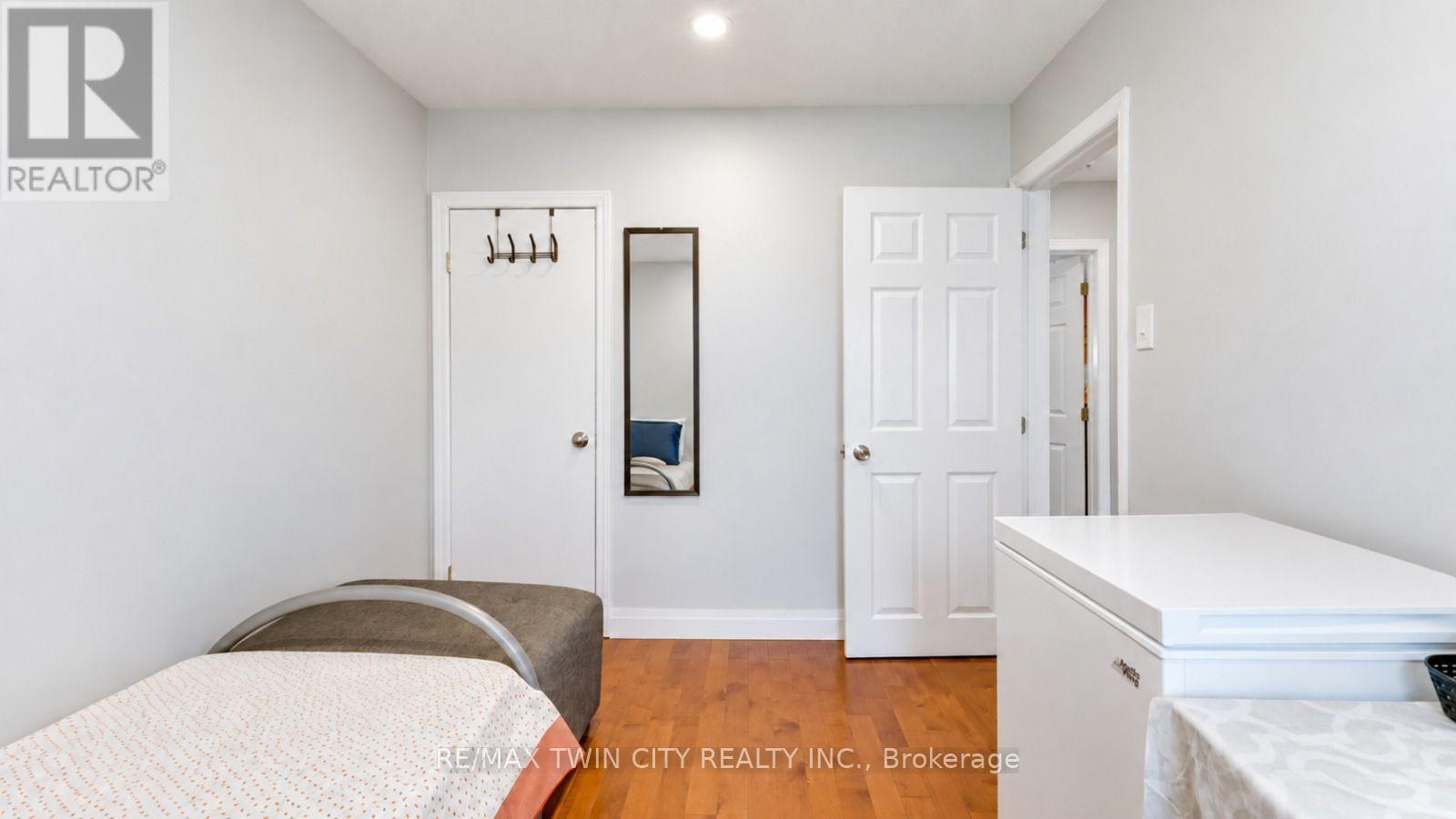 169 Bruce Street, Kitchener, Ontario N2B 1Z2 - Photo 25 - X13757540