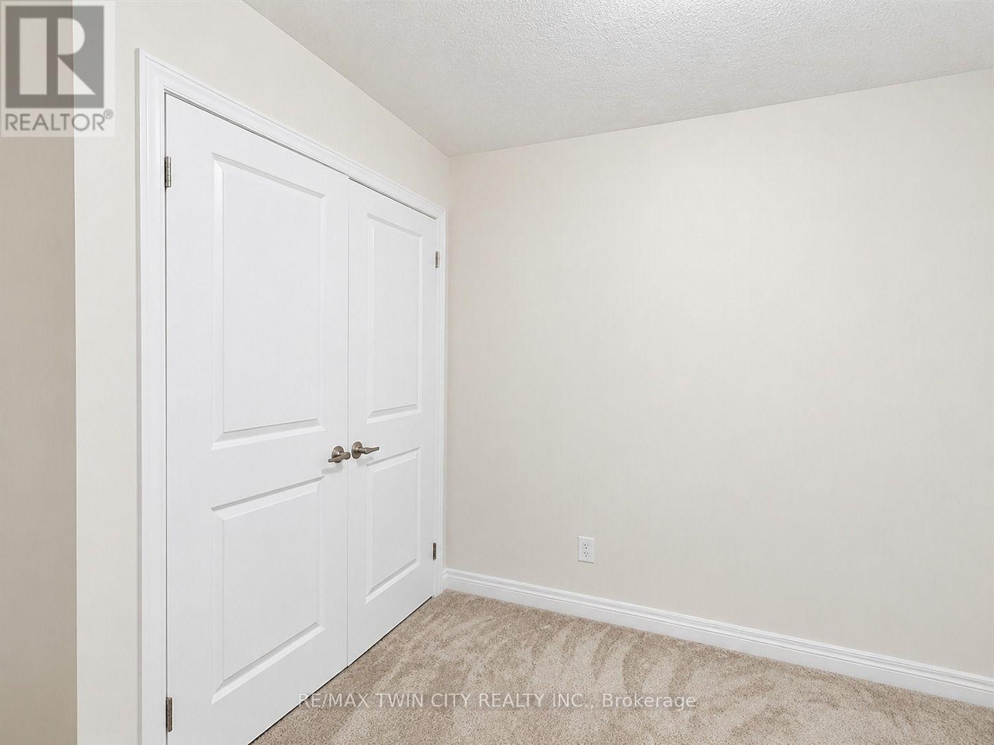 207 Broadacre Drive, Kitchener, Ontario  N2R 0S5 - Photo 13 - X13757552