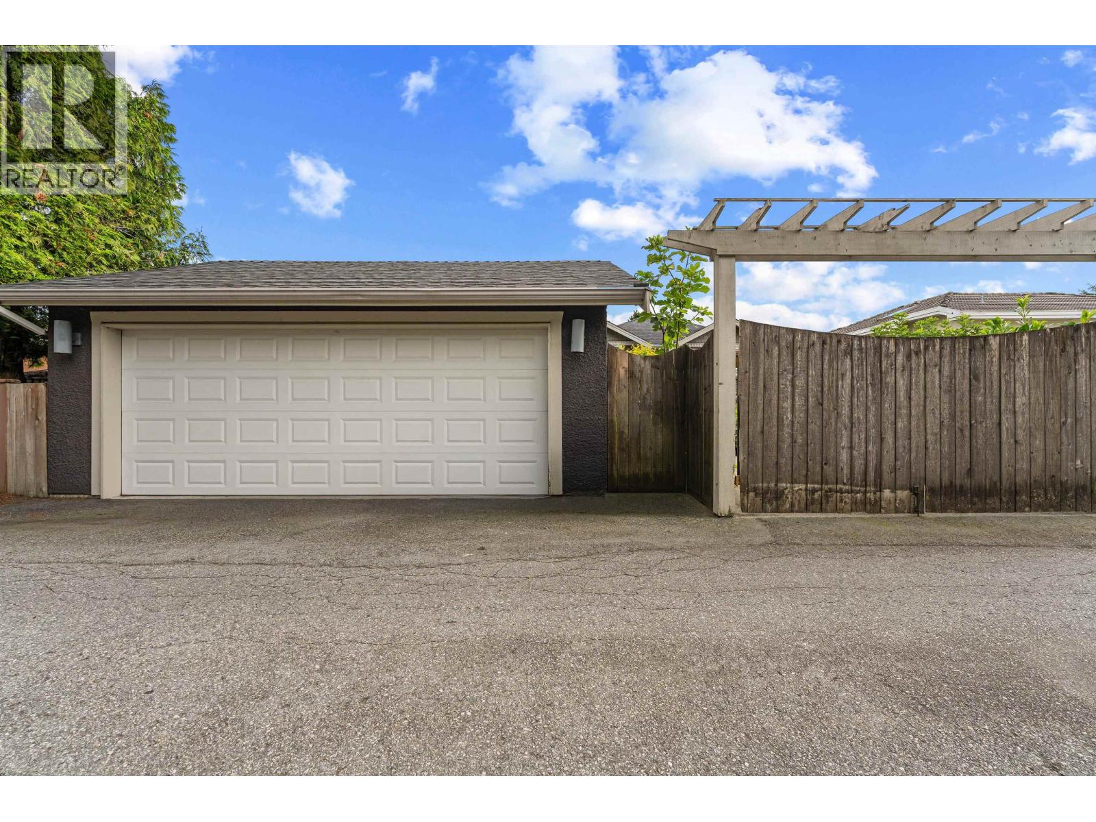 6191 Winch Street, Burnaby, British Columbia  V5B 2L4 - Photo 32 - R3162629