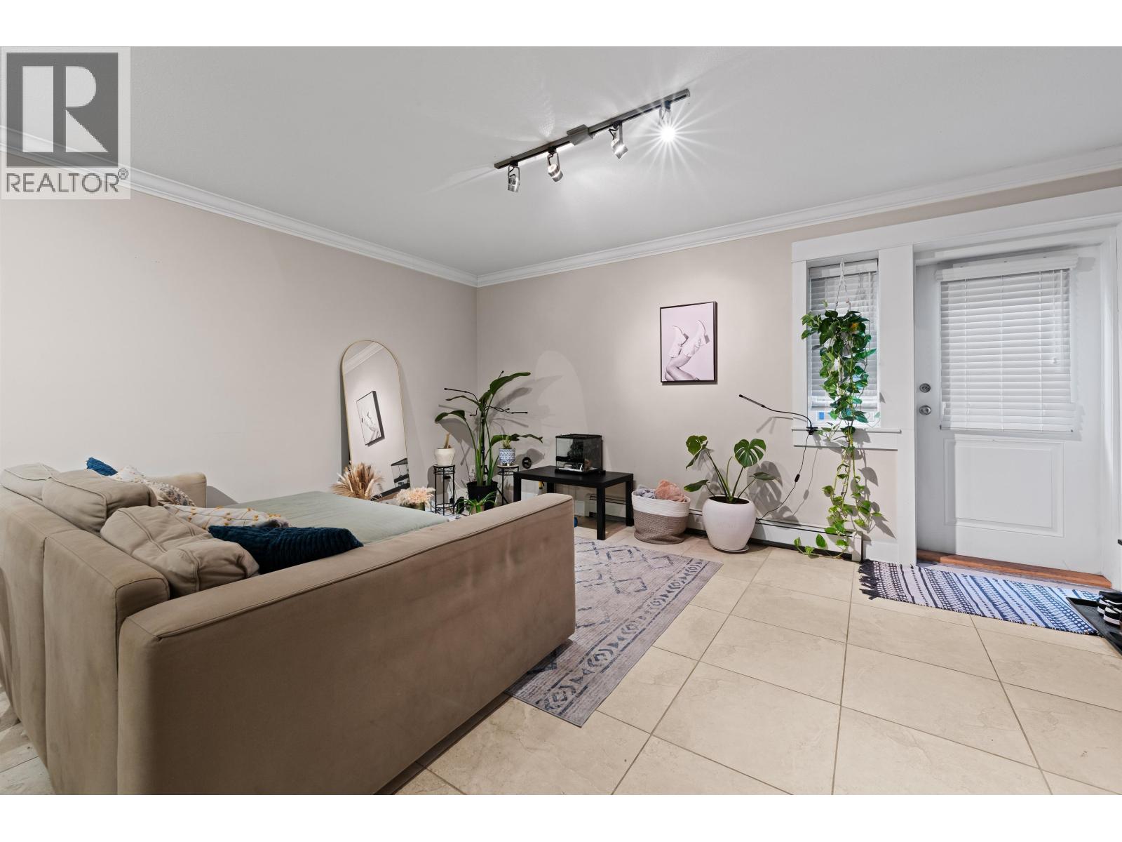 6191 Winch Street, Burnaby, British Columbia  V5B 2L4 - Photo 28 - R3162629