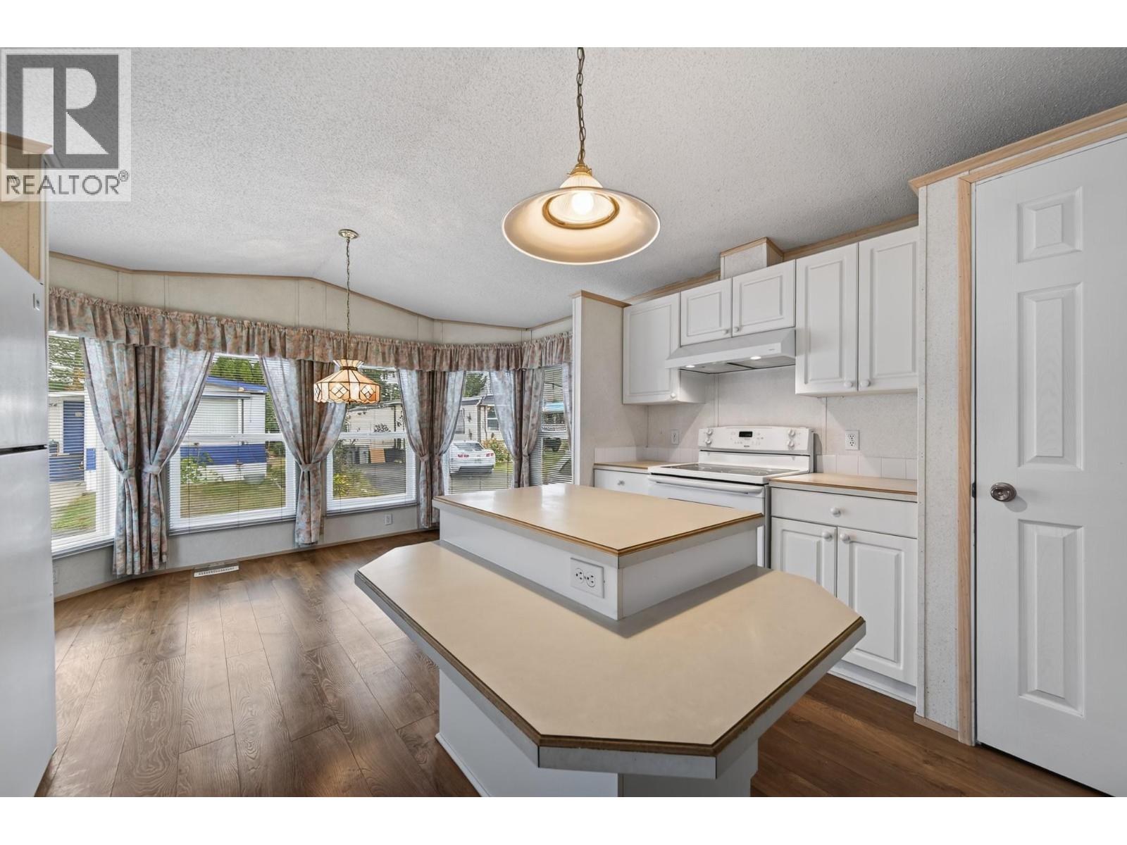 2400 Oakdale Way Unit# 71, Kamloops, British Columbia  V2B 6W7 - Photo 6 - 10400203